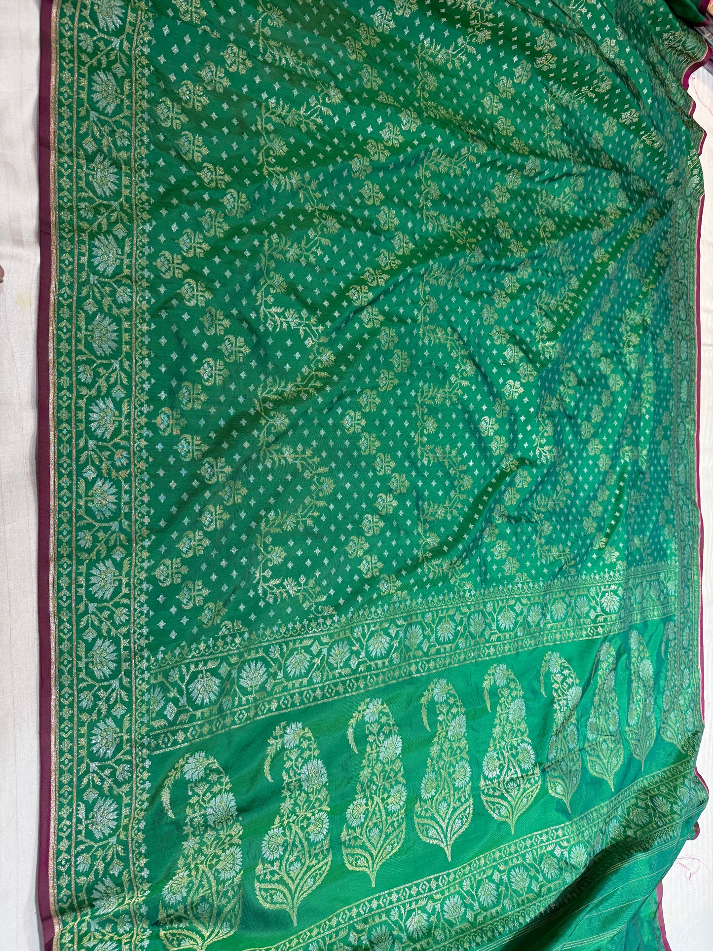 Banarasi Ekatara katan silk Cutwork jamdni with Elegant Border Handloom Saree