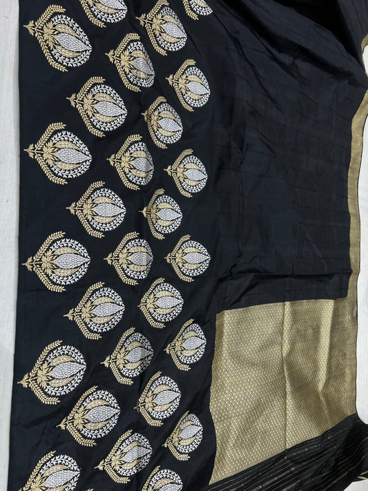 Banarasi Handloom Kadhua Banarasi Saree