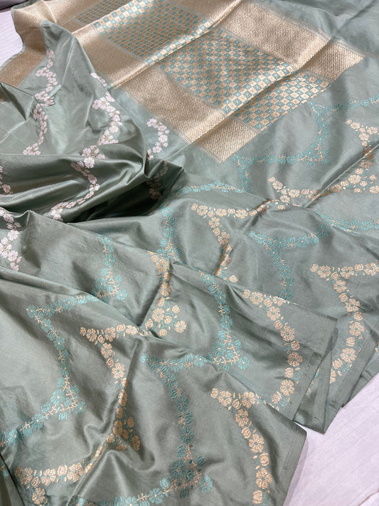 Banarasi Handloom Katan Silk kaduwa Jall Saree