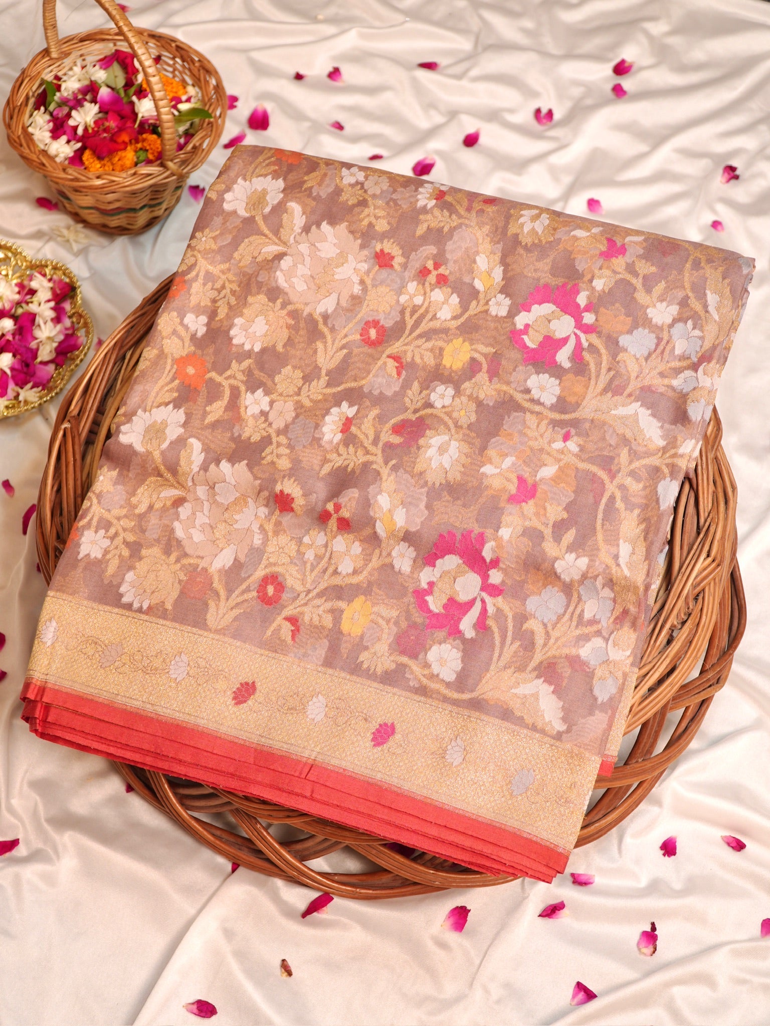 Mauve Pink Elegant Kora Jamdani Silk Saree | Handwoven Floral Zari Work