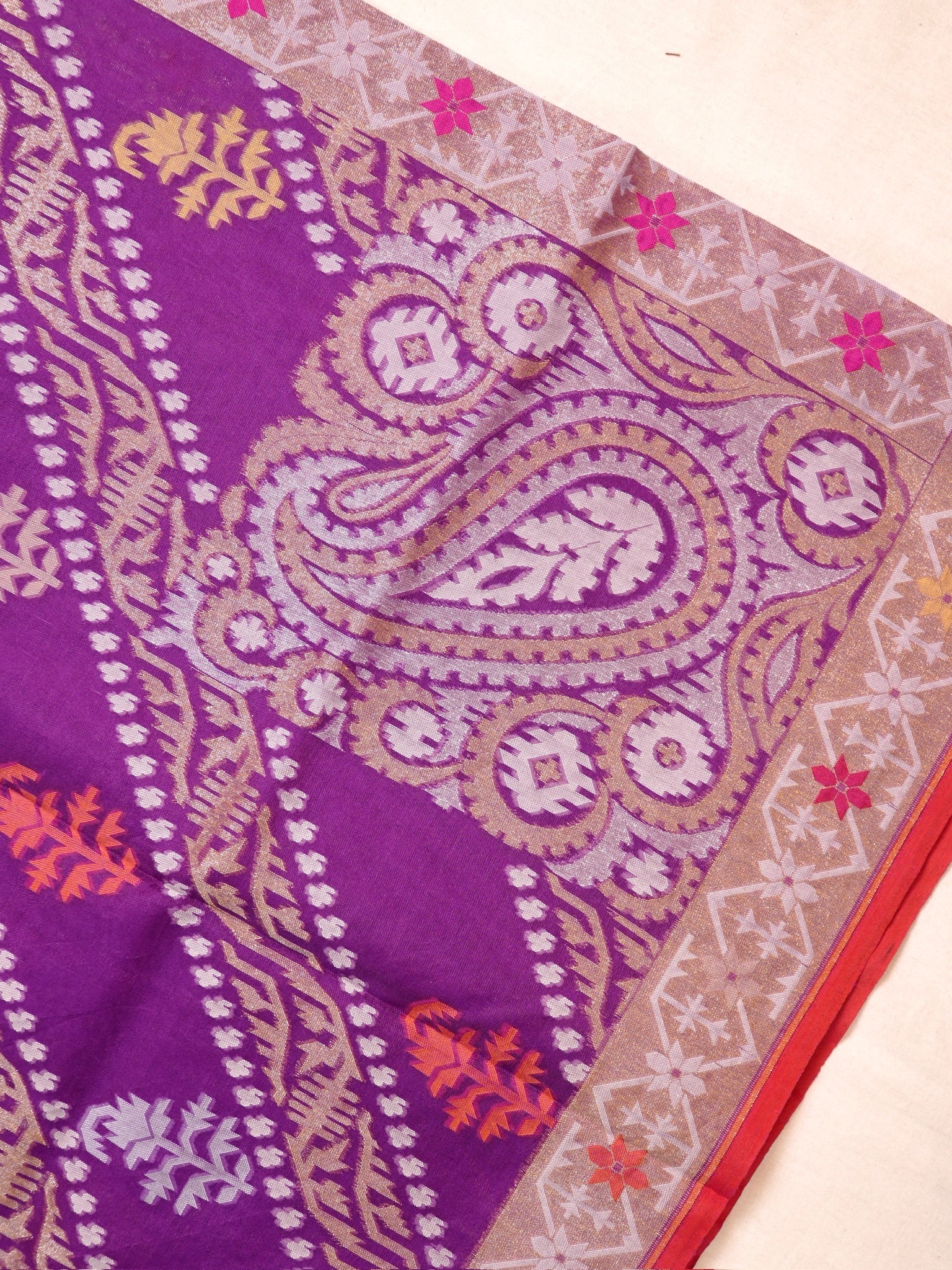 Purple Elegant Kora Jamdani Silk Saree | Handwoven Floral Zari Work