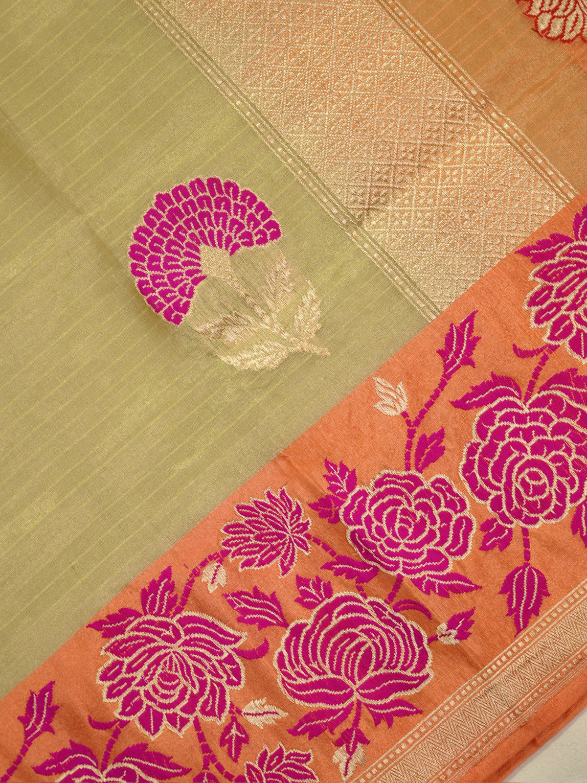 Pista Gold Pure Tissue Silk Kadiyal Border Banarasi handwoven Saree