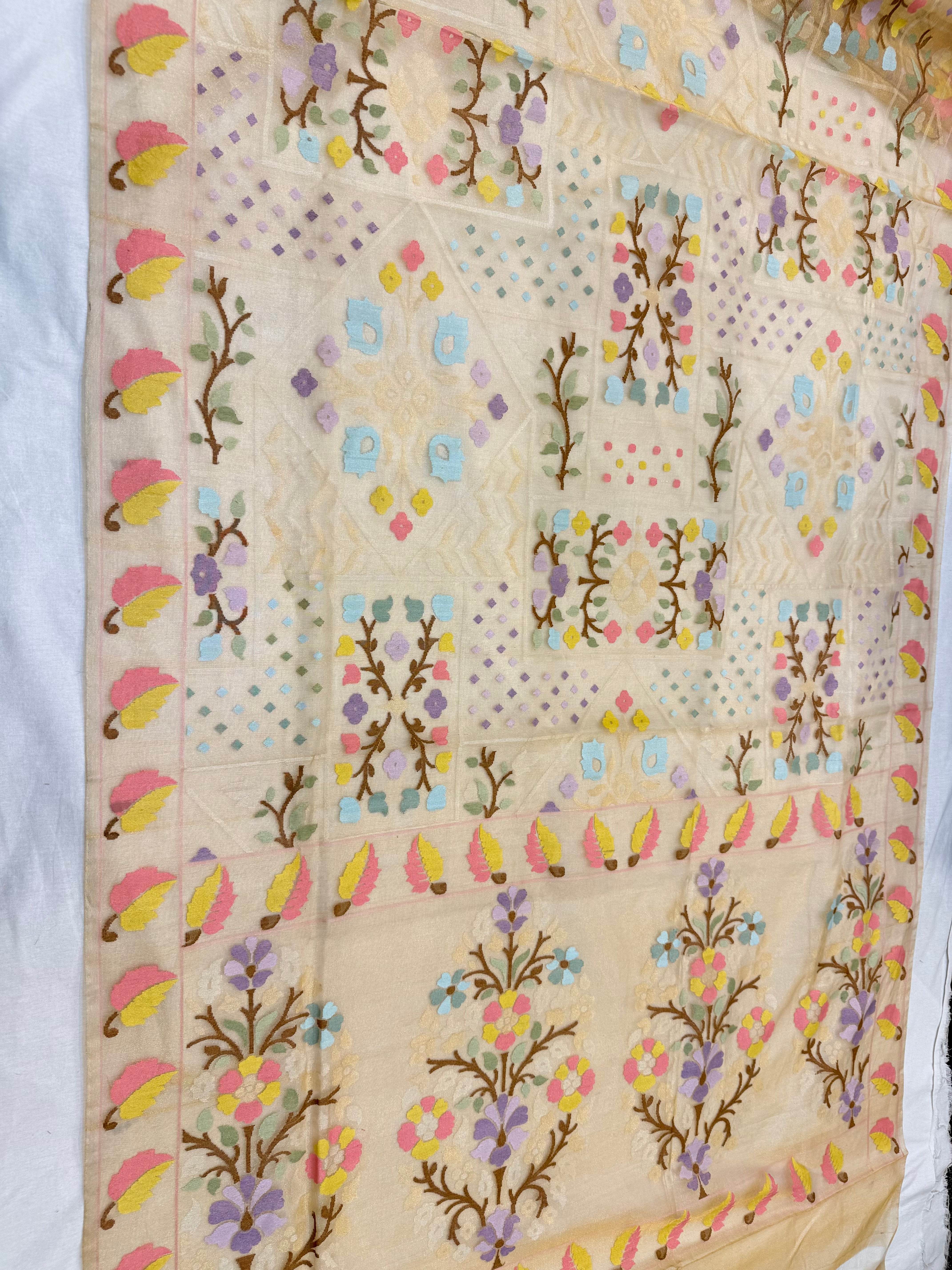 Pure Real Zari Tissue Jamdani Saree – Handwoven Luxury Mugal Jall Natural Tissu