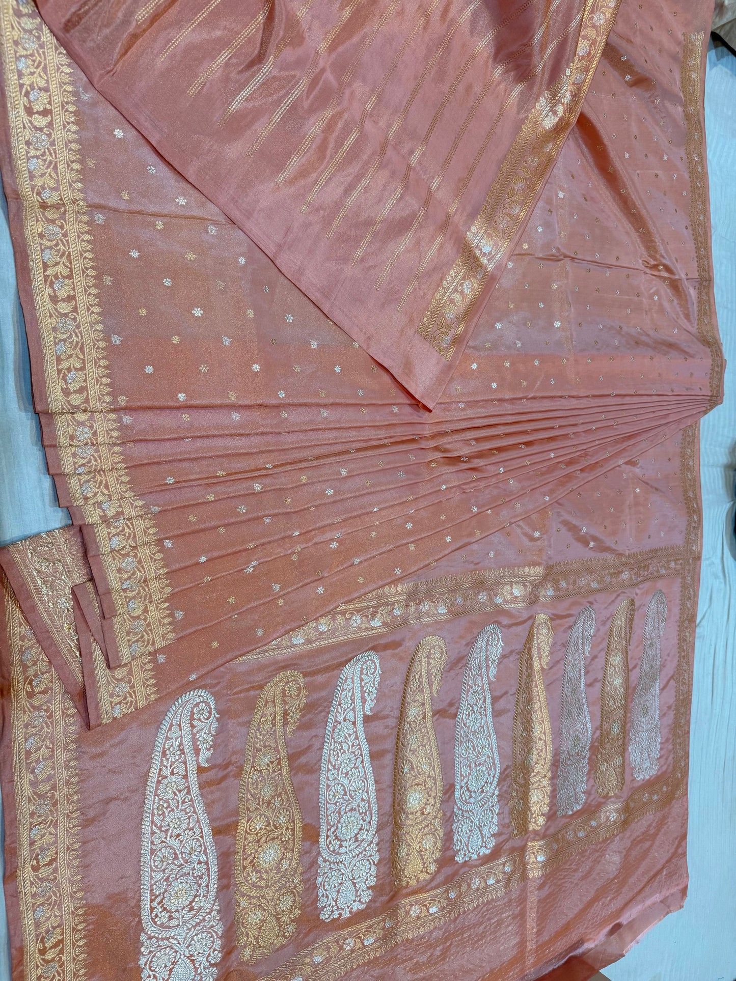 Banarasi Silk Tissue Elegant Border Silk Handloom Saree