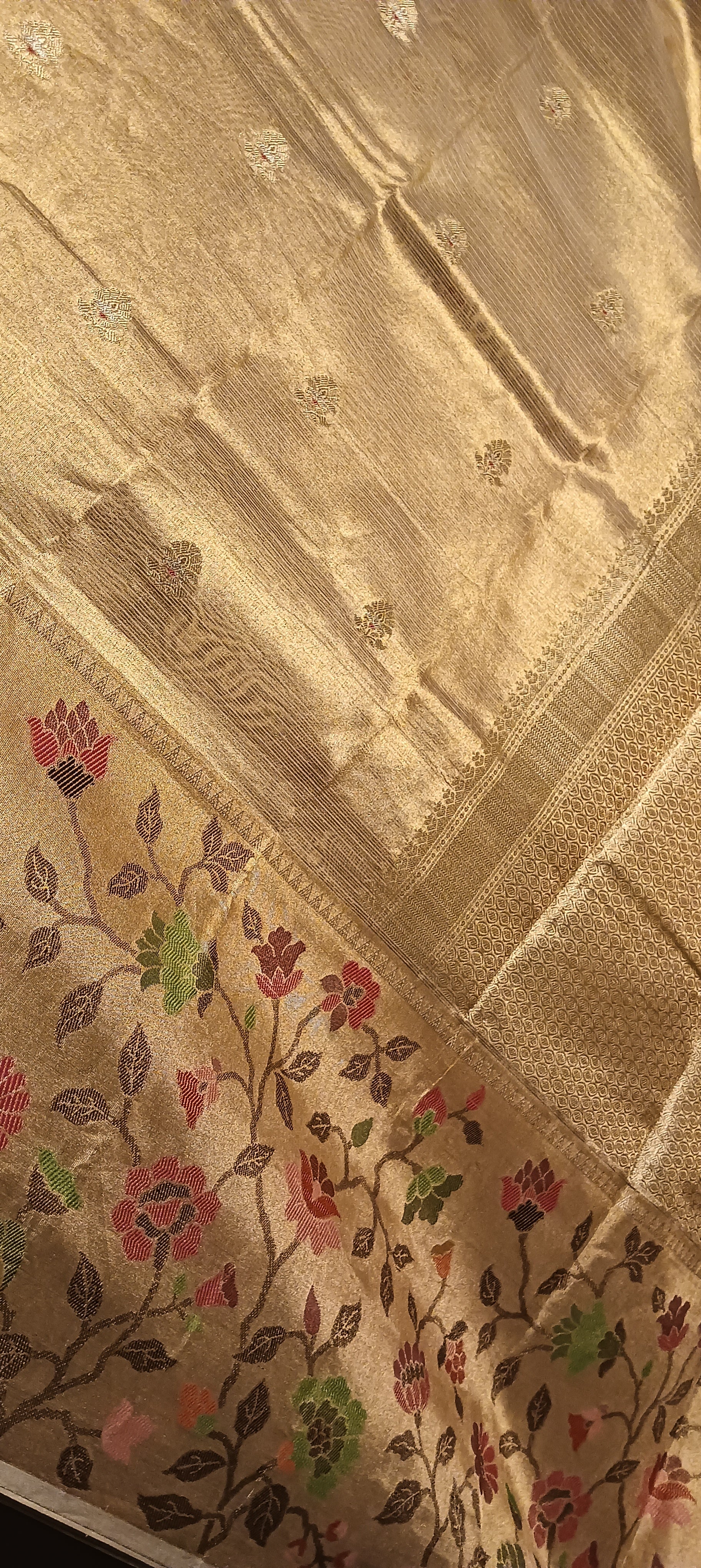 Classic Beige Gold Pure Banarasi Tissue Silk Saree
