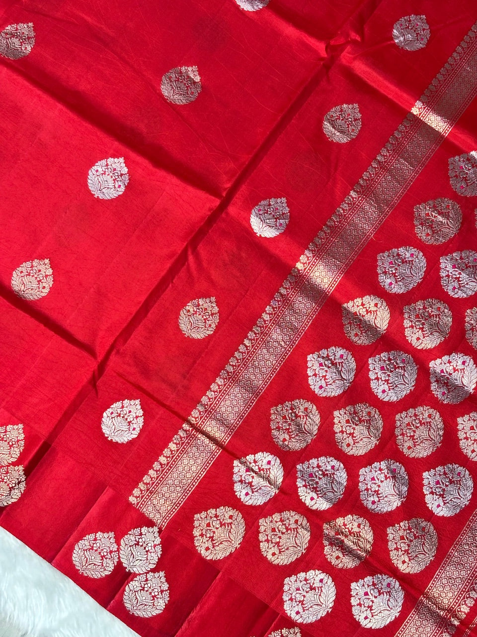 Red Banarasi Pure Soft Silk Banarasi Saree