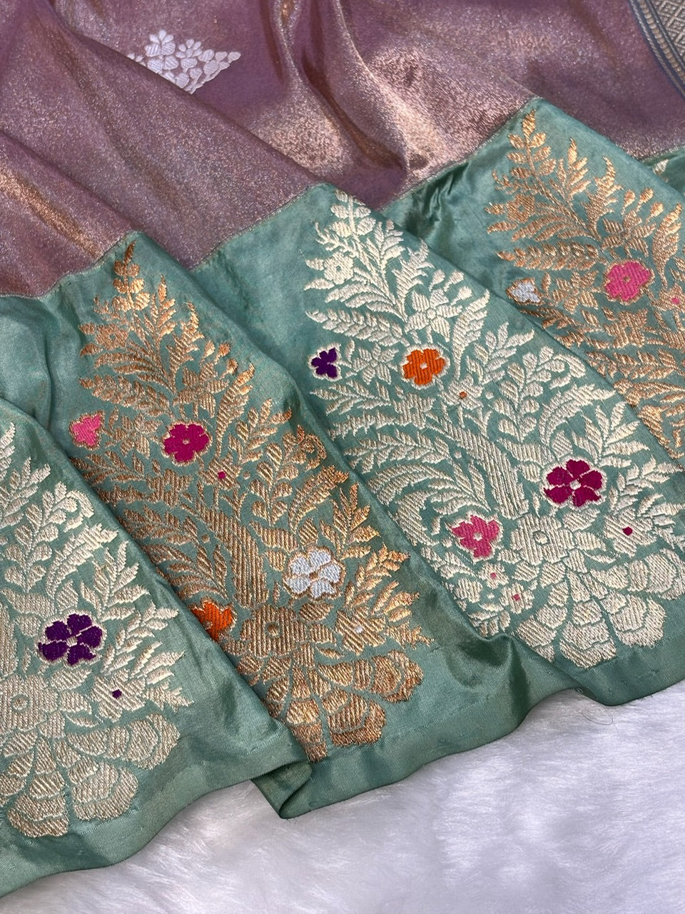 Mauve Gold Handwoven Pure Banarasi Tissue Silk Saree