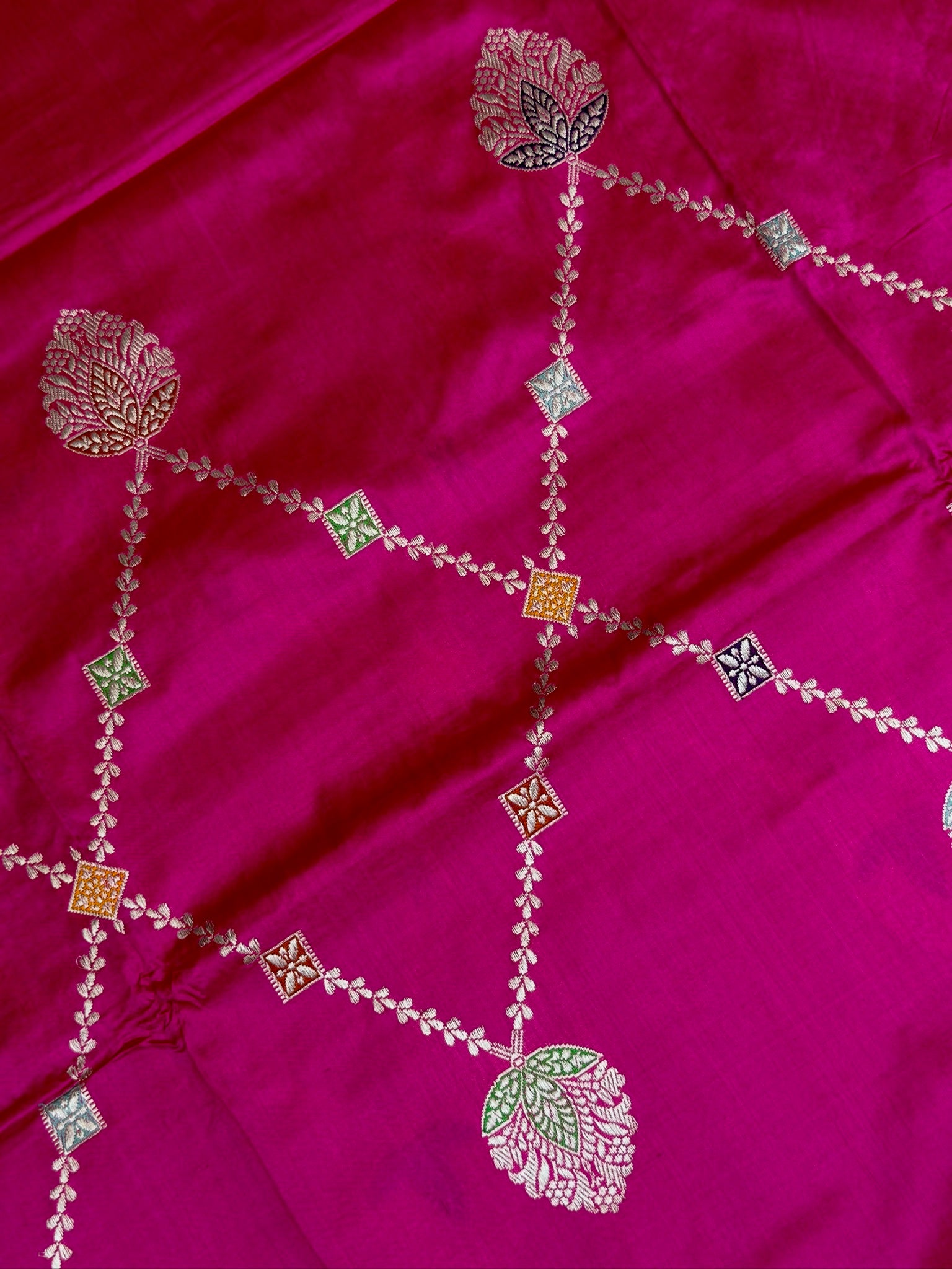 Rani Pink Pure Kadiyal Border Katan Silk Saree with Floral Zari Weaving