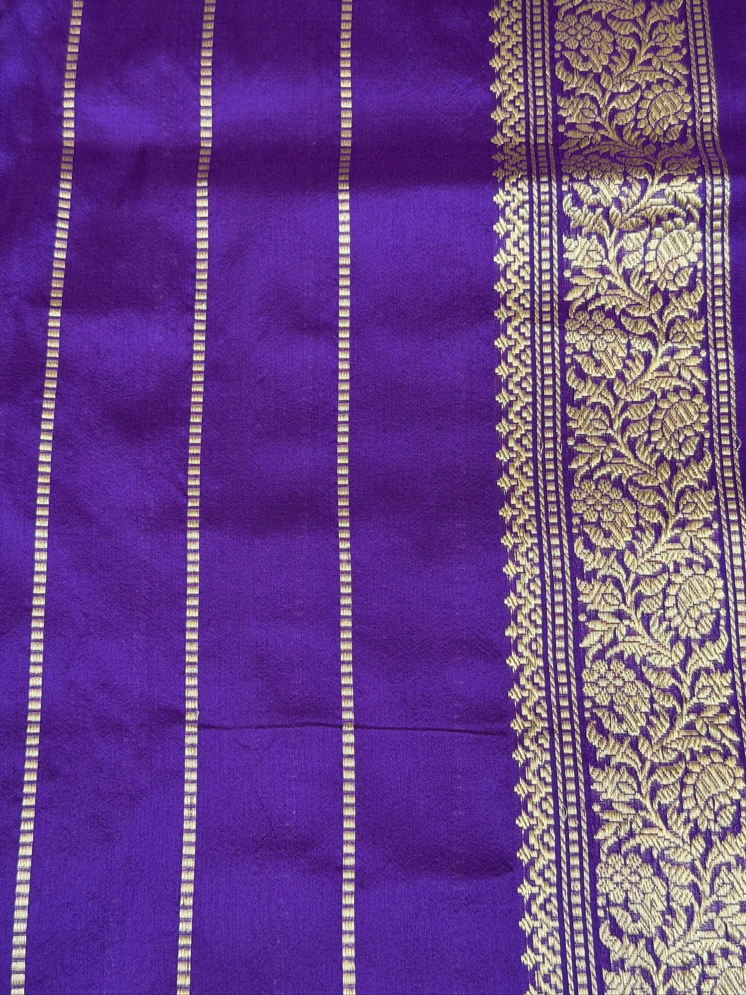 Regal Lavender Premium Banarasi Kora Organza Silk Saree – 100% Handwoven | Elegant & Timeless Design