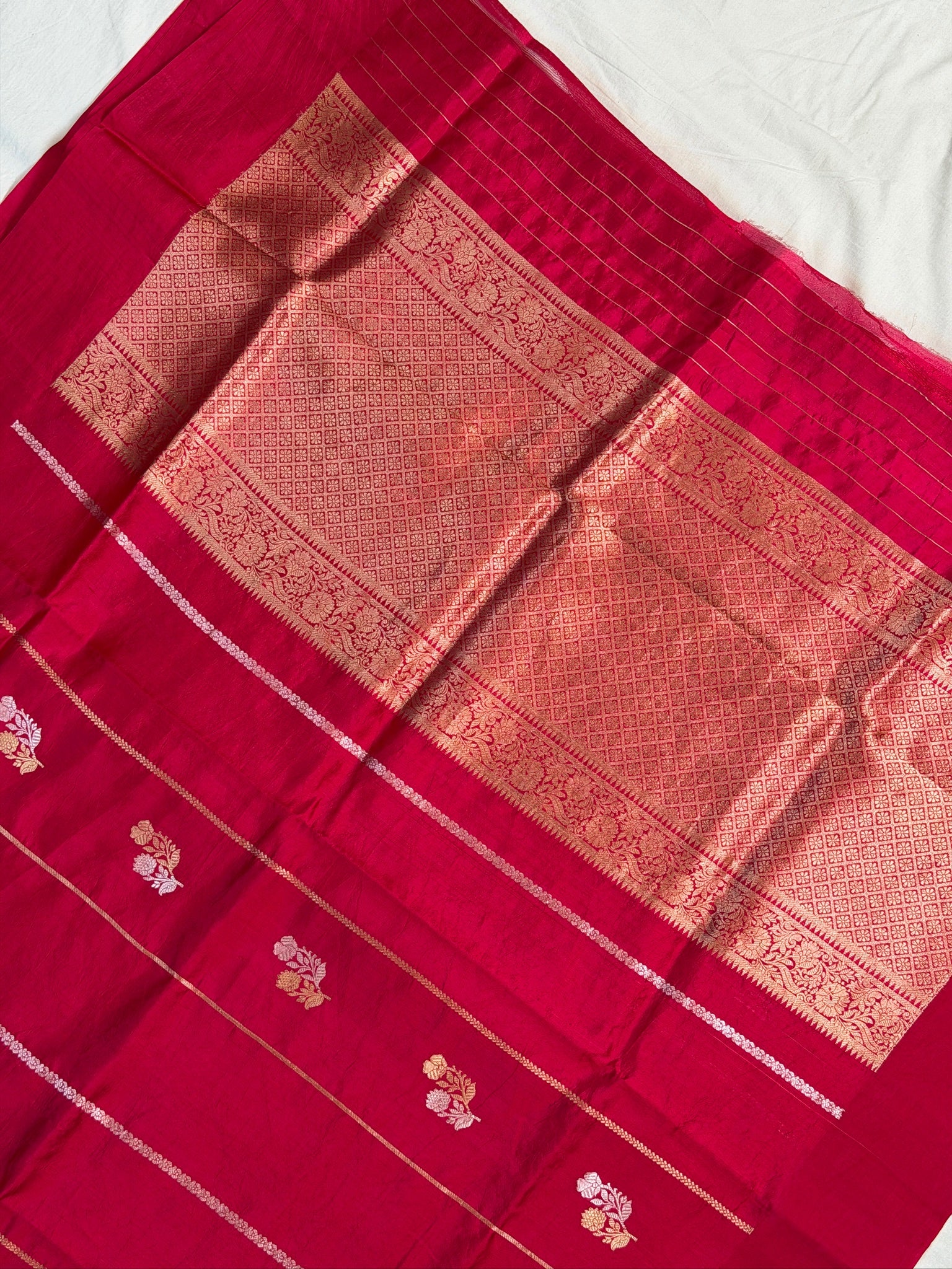 Apple Red 100% Pure Soft Katan Silk Handwoven Saree