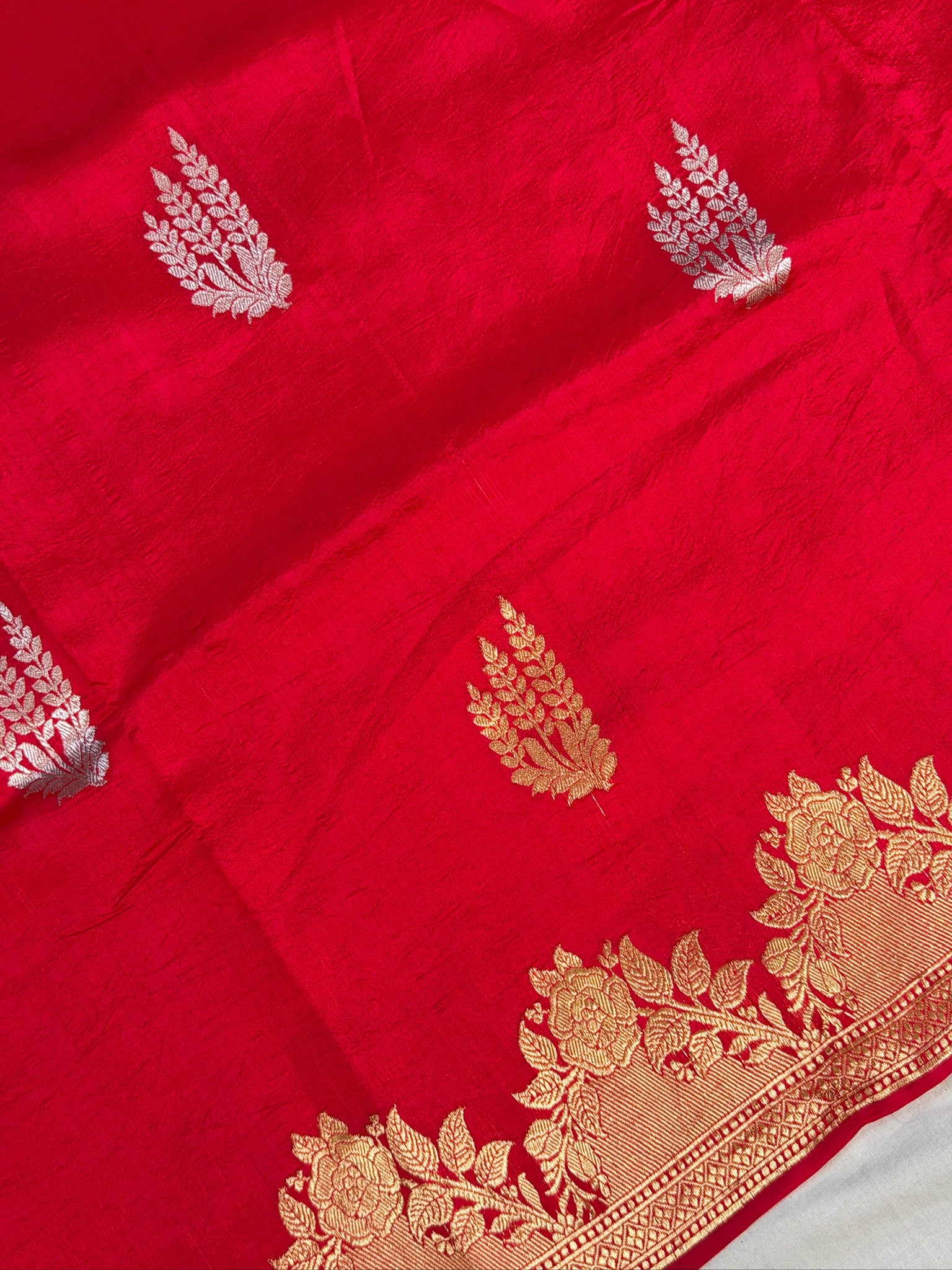 Red 100% Pure Soft Katan Silk Handwoven Saree
