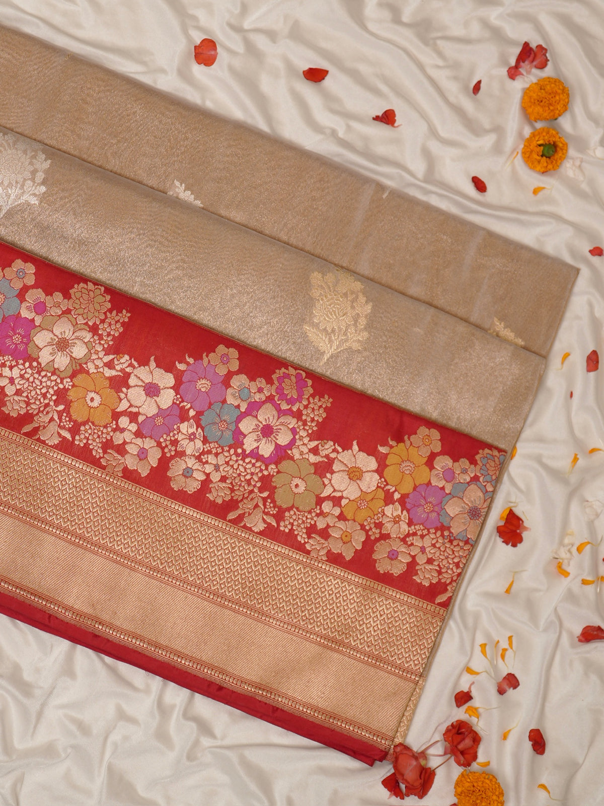 Ivory Pure Tissue Katan Silk Kadiyal Border Banarasi handwoven Saree