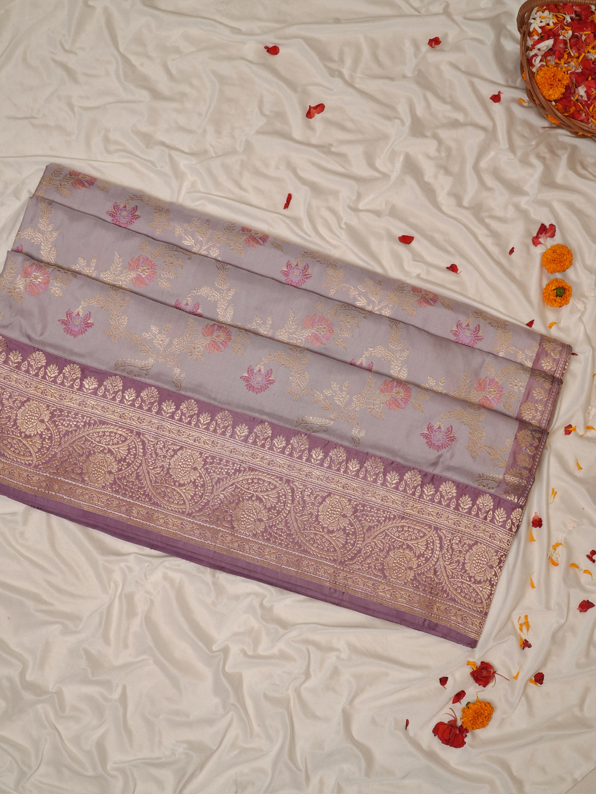Lilac Pure Katan Silk Kadiyal Border Banarasi handwoven Saree