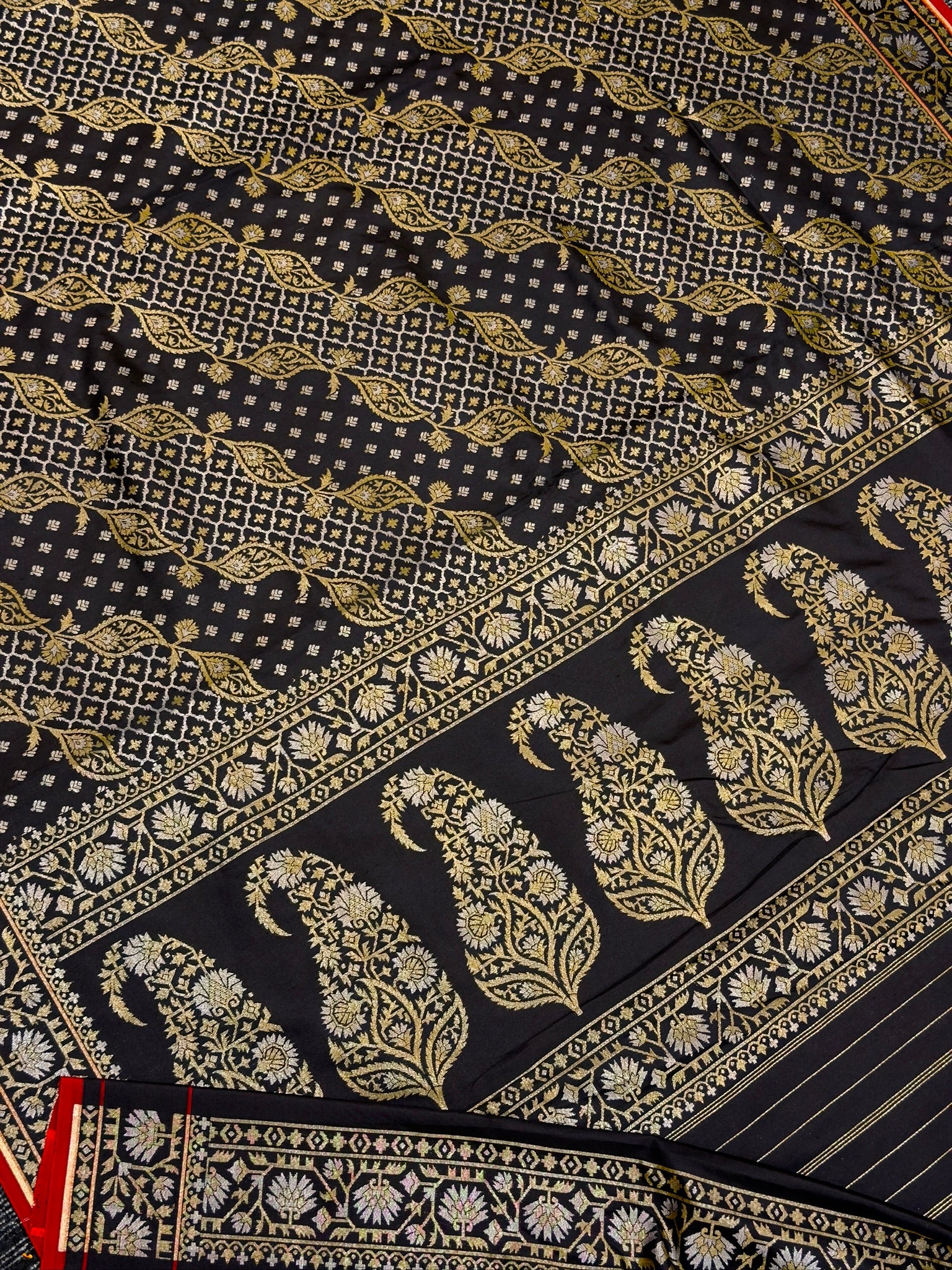 Pure Ektara Silk Jamdani Saree | Elegant Black Design