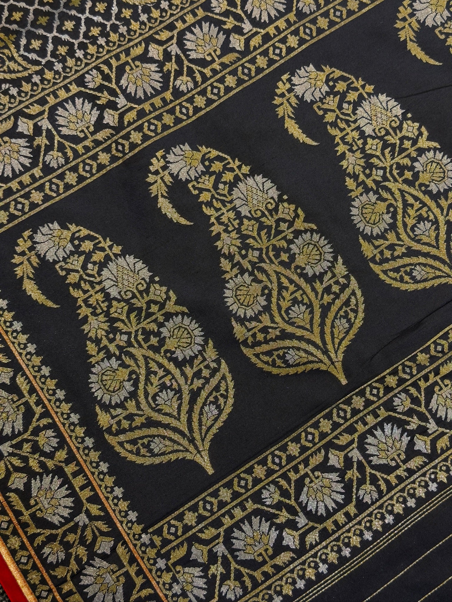 Pure Ektara Silk Jamdani Saree | Elegant Black Design