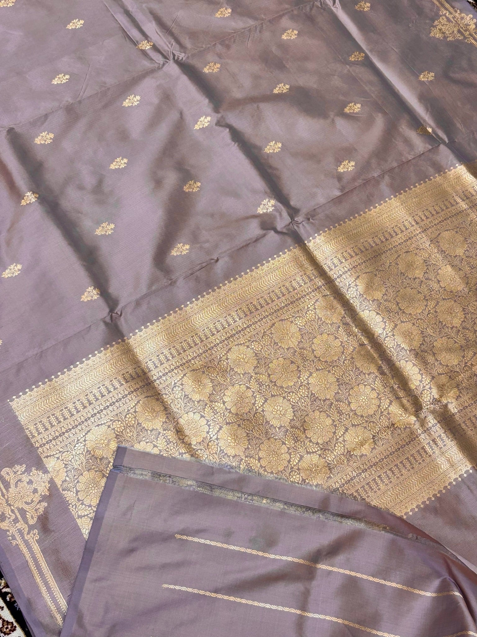 Premium Dusty Lavender Zari Buti Saree with Intricate Gold Border | Elegant Ethnic Wear for Festive & Wedding