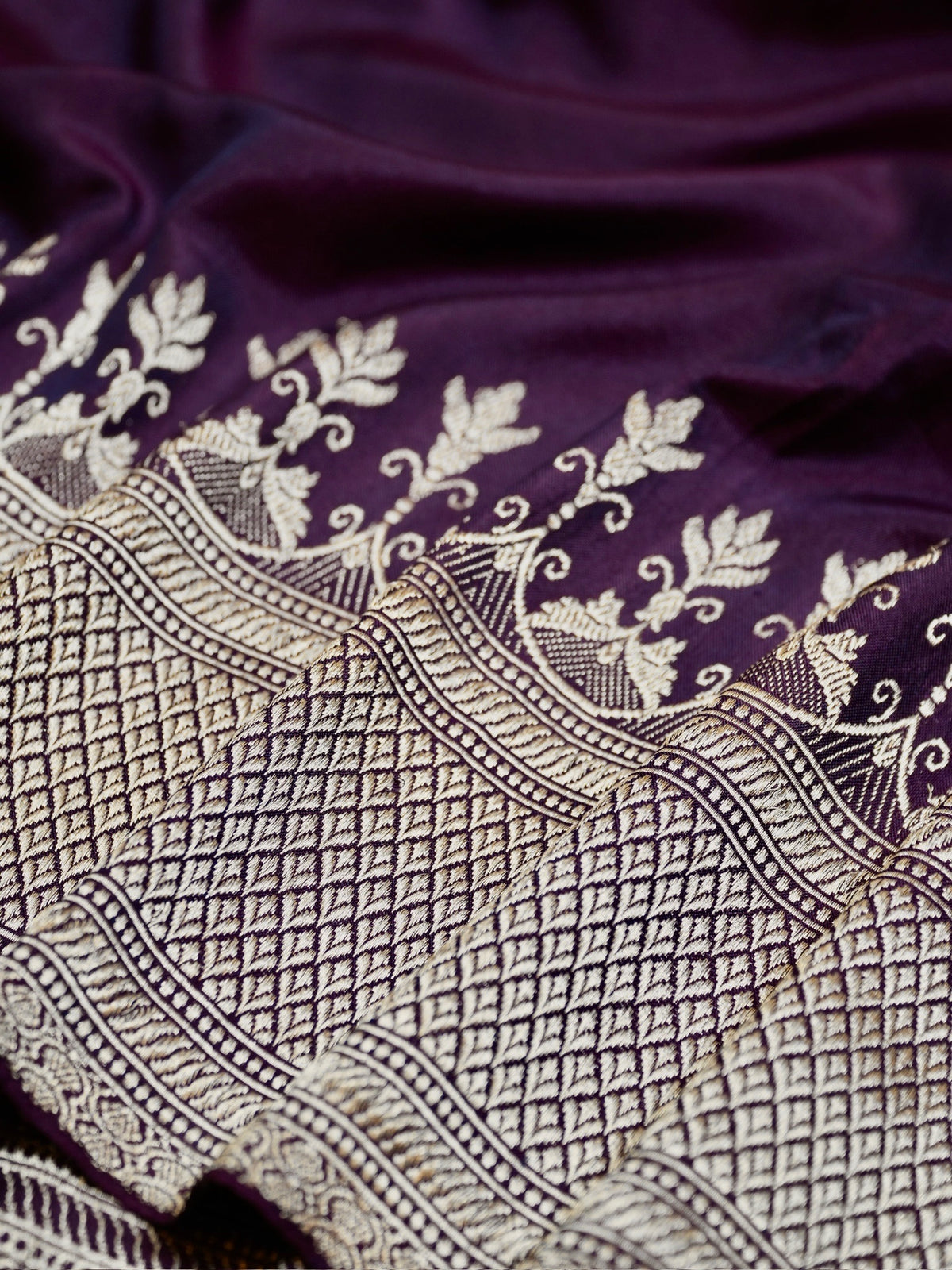 Purple 100% Pure Ektara Handwoven Silk Saree with Zari Work