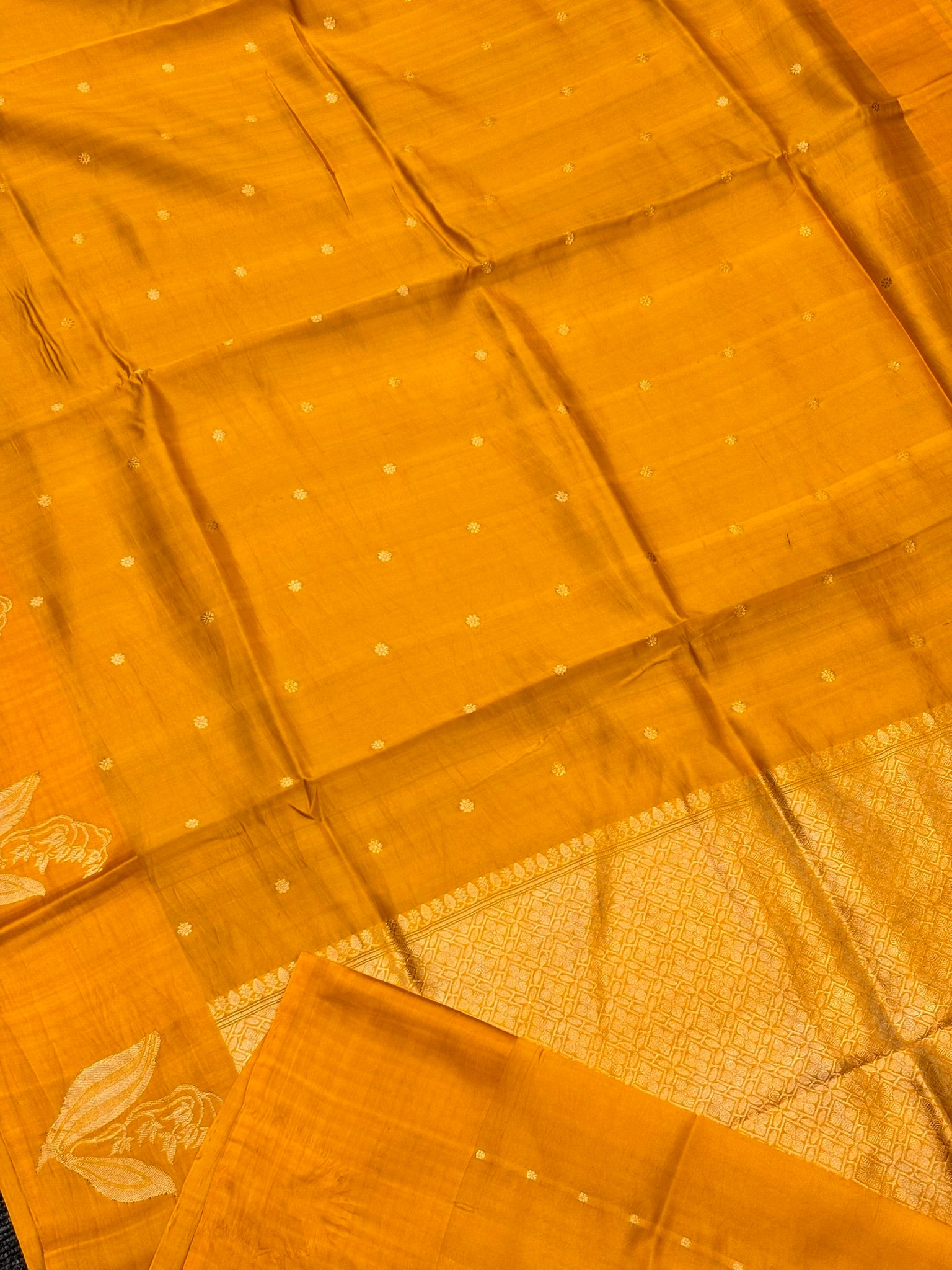 Yellow Premium Banarasi Soft Silk Saree – 100% Handwoven | Elegant & Timeless Design