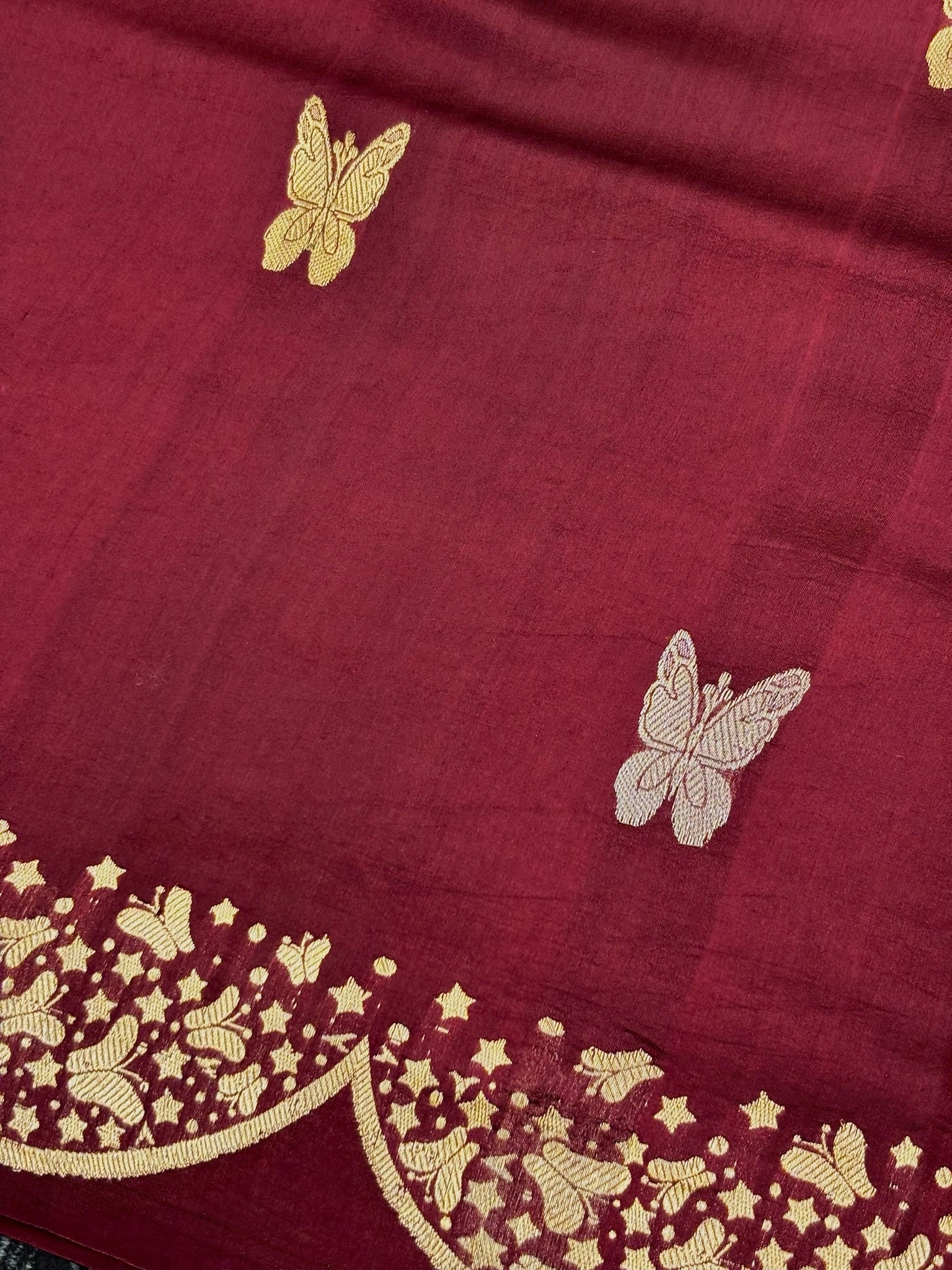 Wine Premium Banarasi Soft Silk Saree – 100% Handwoven | Elegant & Timeless Design
