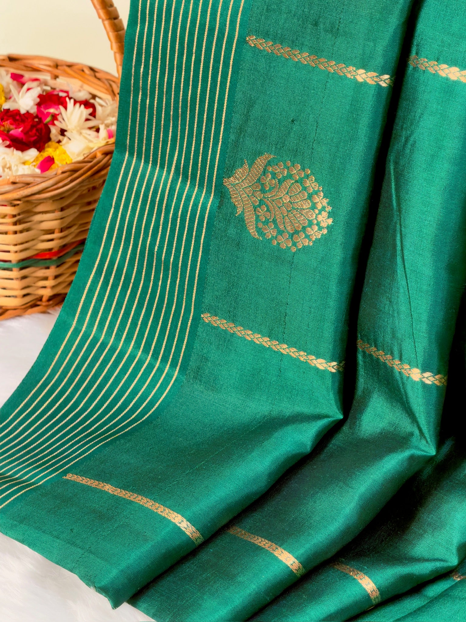 Bottle Greeen 100% Pure Soft Katan Silk Handwoven Saree