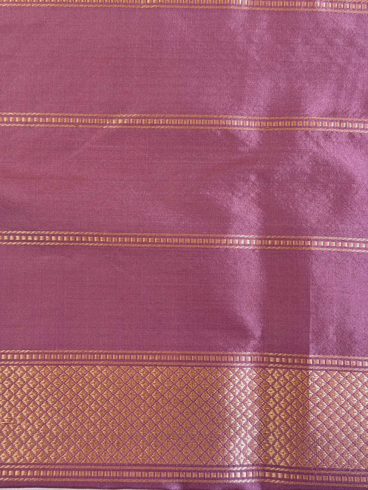 Pista Green Pure Tissue Silk Kadiyal Border Banarasi handwoven Saree