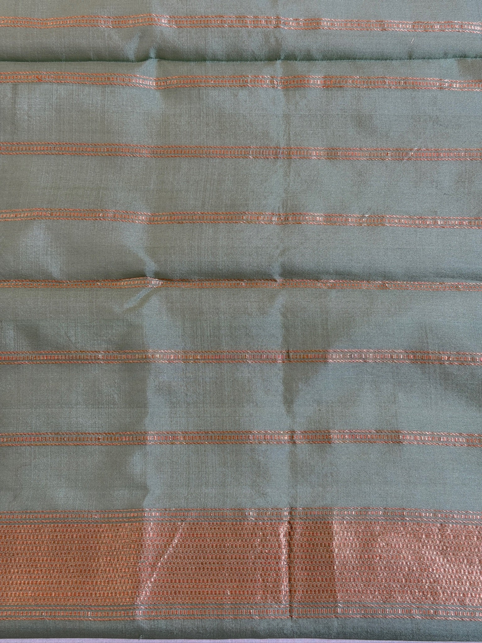 Champagne Gold Pure Tissue Silk Kadiyal Border Banarasi handwoven Saree