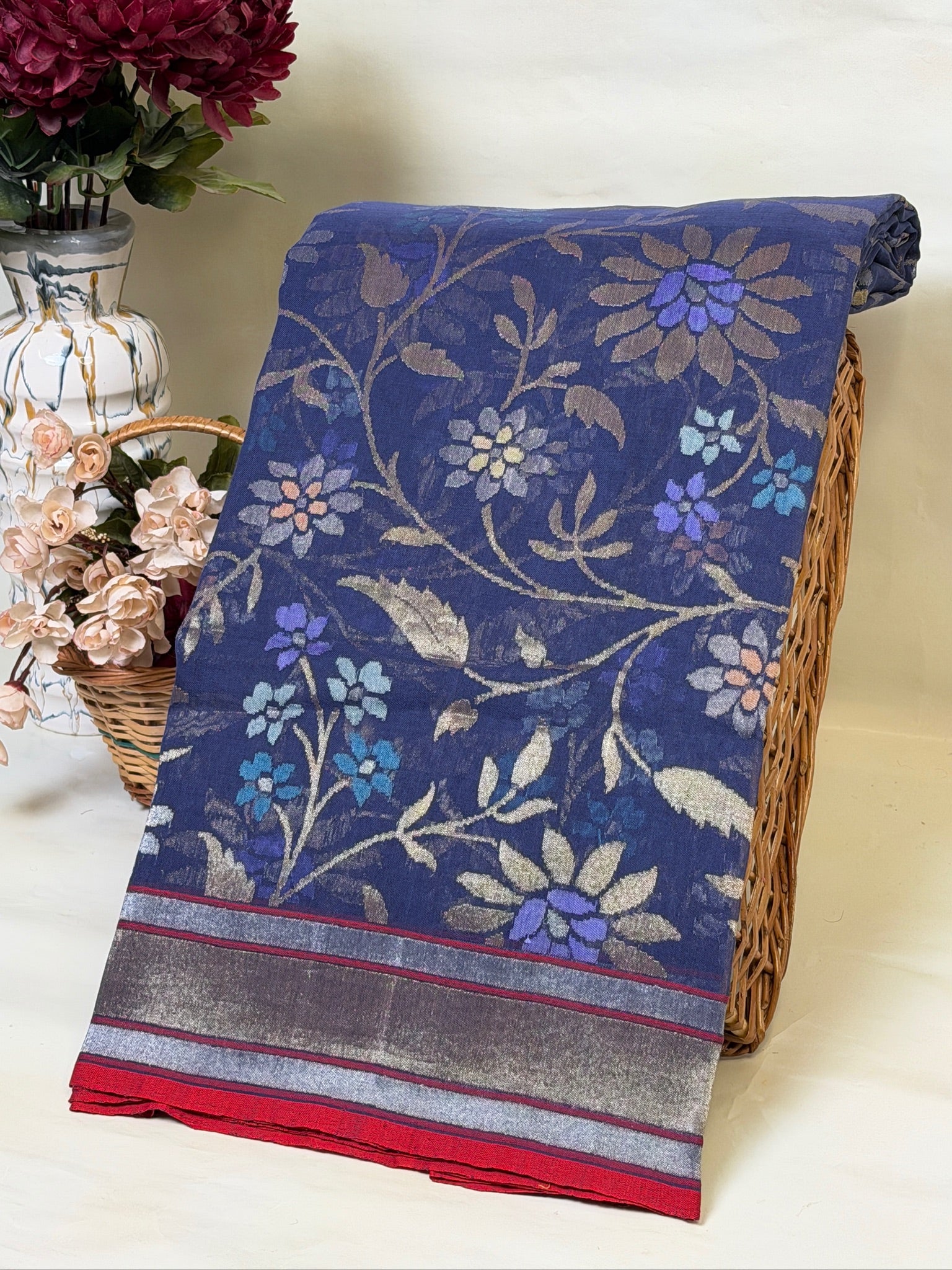 Nilambari Pure Real Zari Cotton Jamdani Saree with Floral Weaving