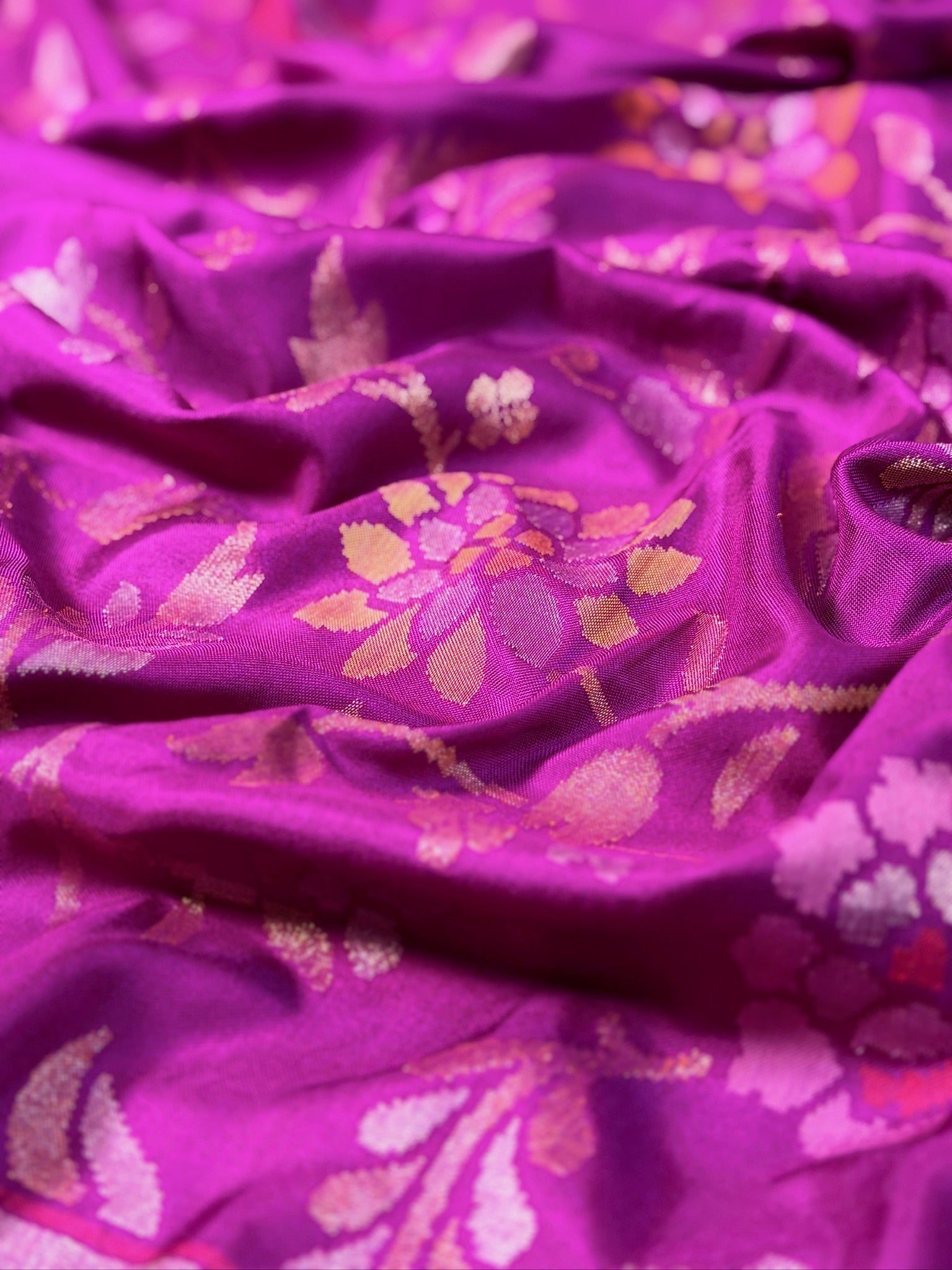 Purple Pure Real Zari Ektara Jamdani Saree with Floral Weaving