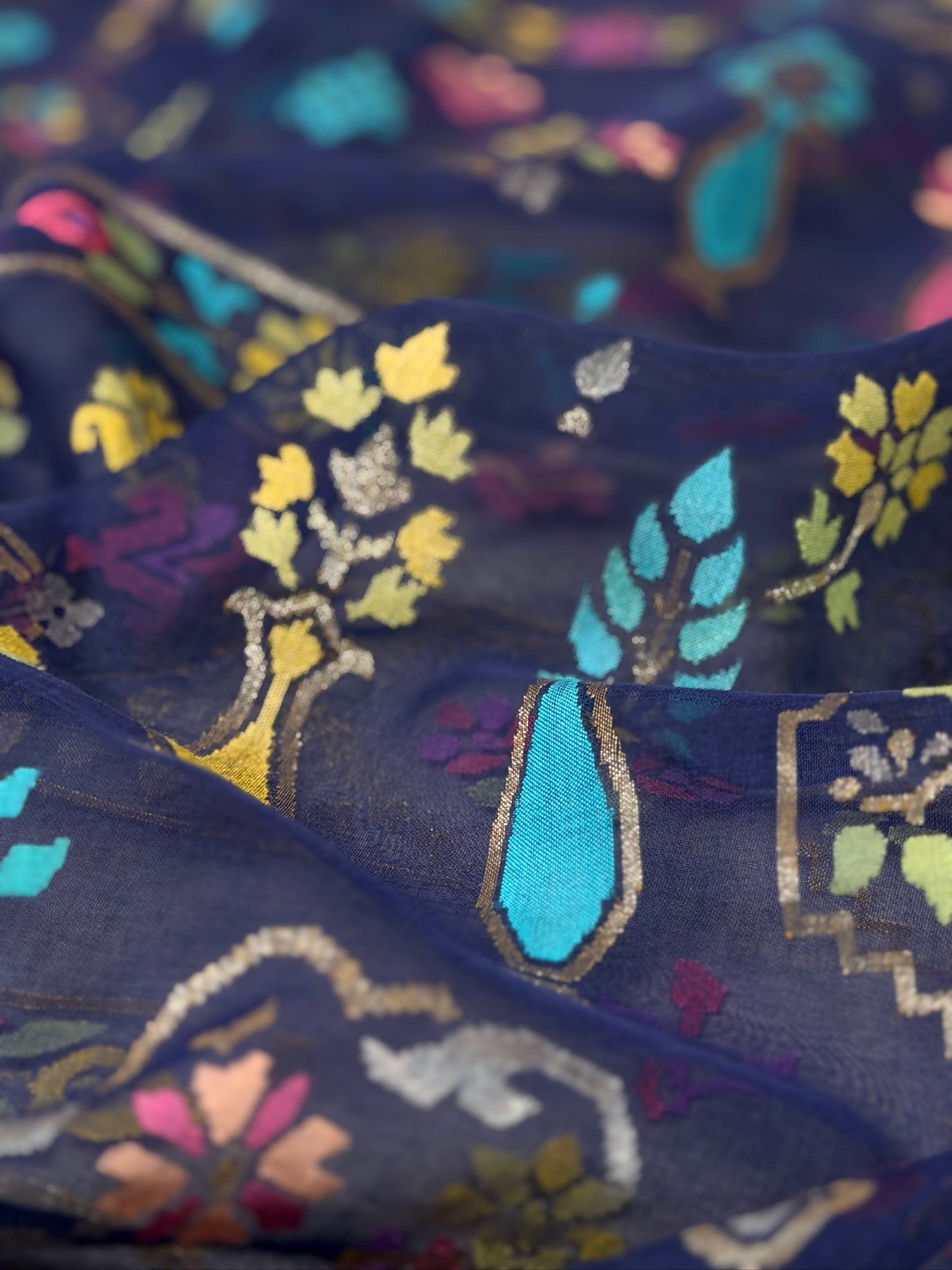 Nilambari Pure Real Zari Kora Jamdani Saree with Parsiyan desgin