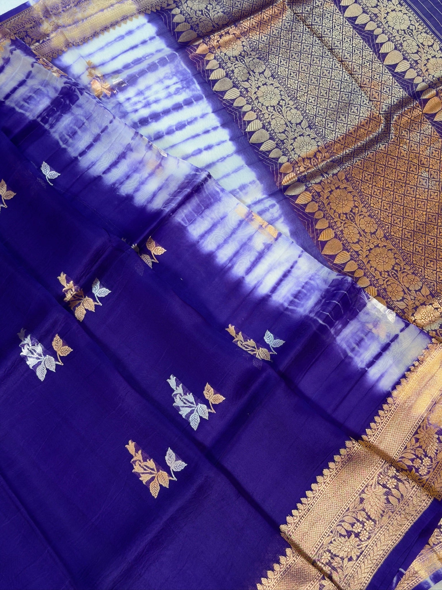 Blue Handwoven Kora Silk Saree with Hand-Brush Dyeing & Zari Border