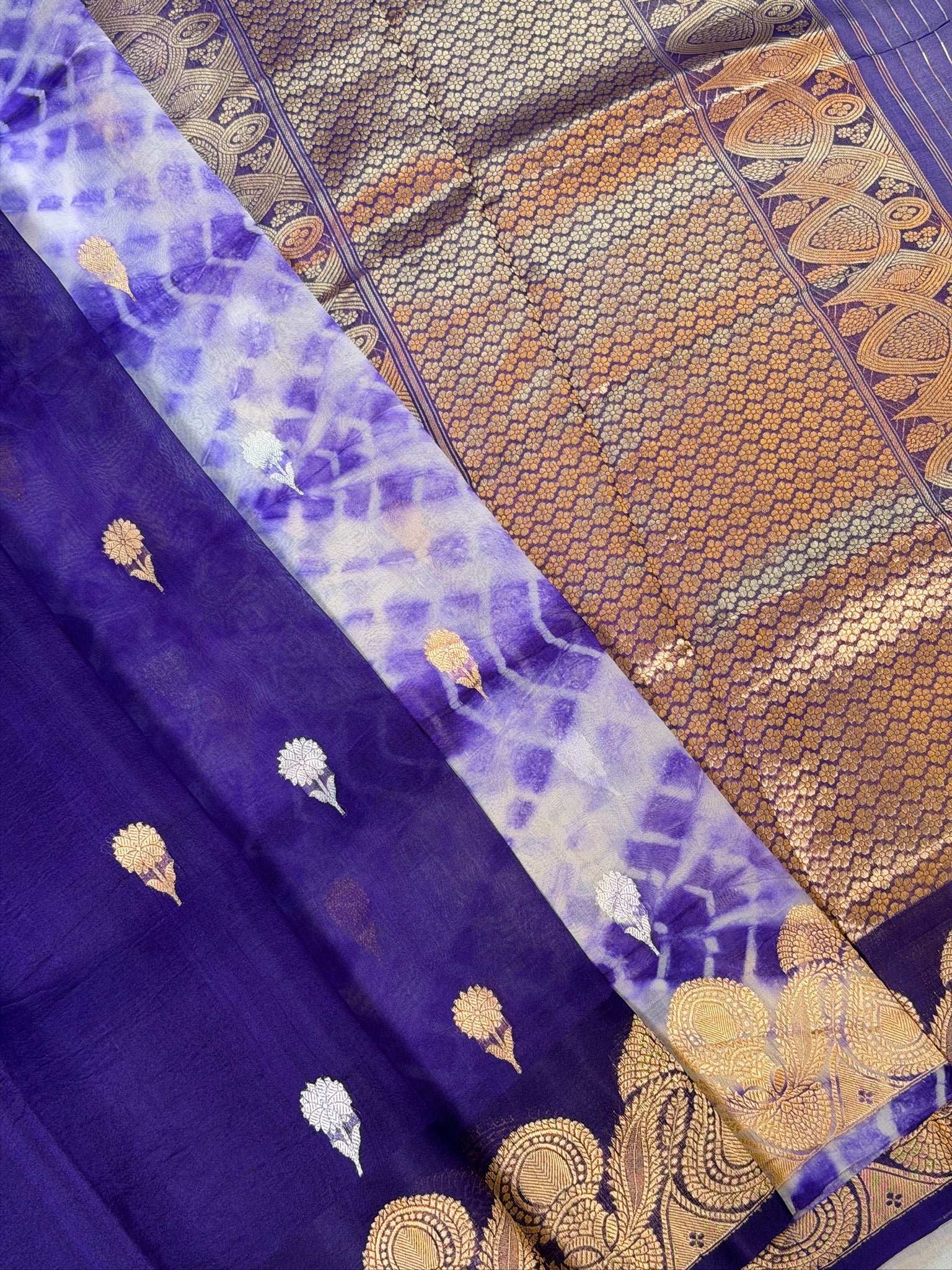 Purple Handwoven Kora Silk Saree with Hand-Brush Dyeing & Zari Border
