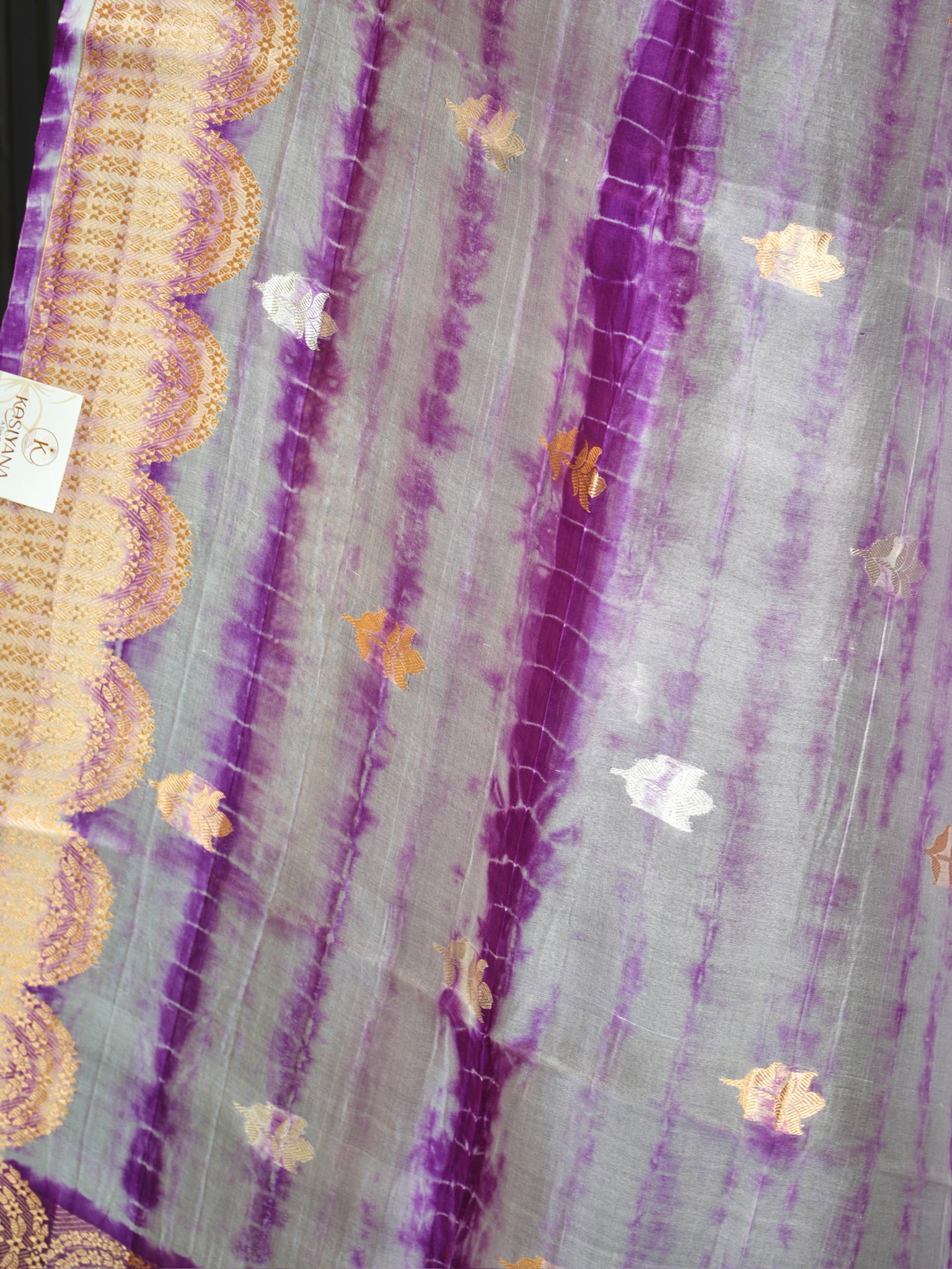 Magenta Handwoven Kora Silk Saree with Hand-Brush Dyeing & Zari Border