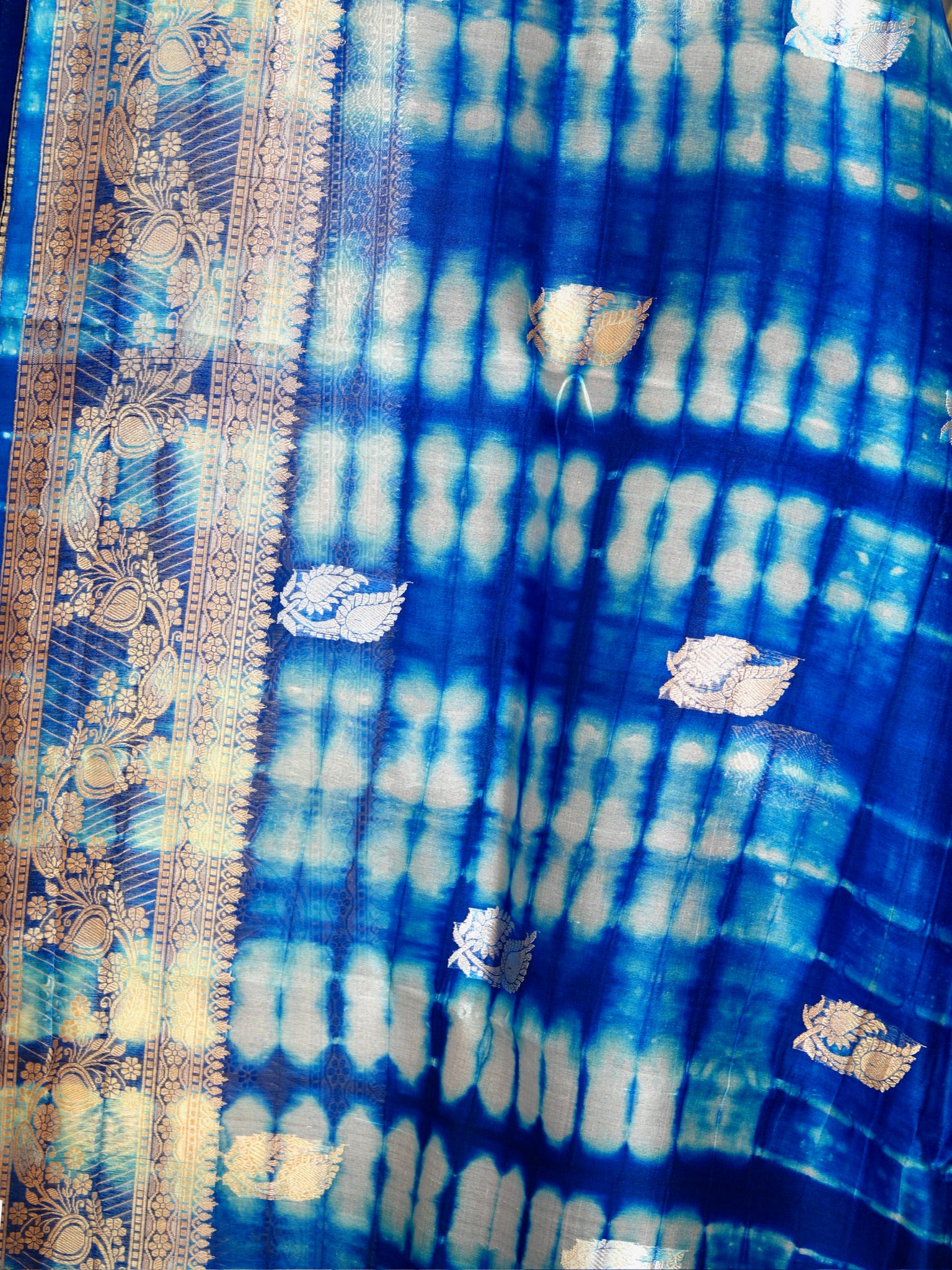 Blue Handwoven Kora Silk Saree with Hand-Brush Dyeing & Zari Border