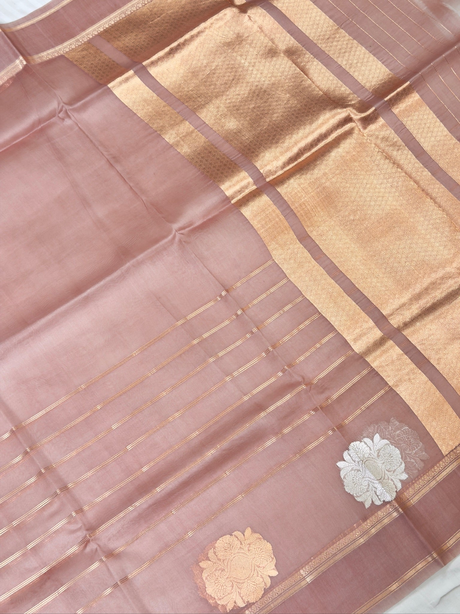 Mauve Handwoven Kora Silk Saree