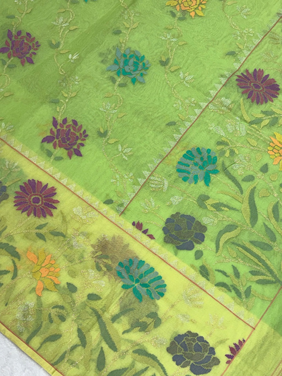 Olive Leaf Green Pure Cotton Jamdani Real Gold Silver Zari Handwoven Saree