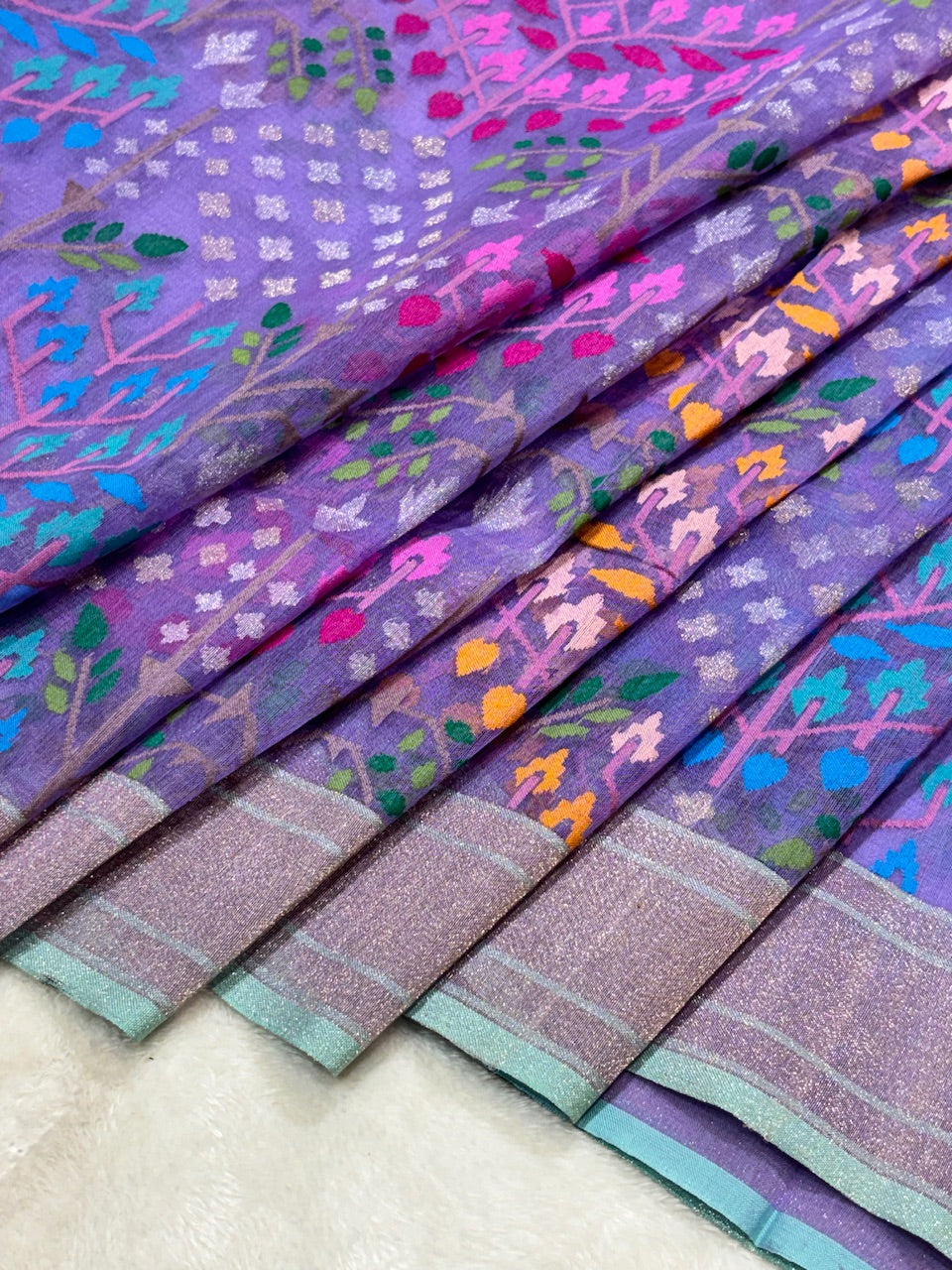 Lavender Pure Cotton Jamdani Real Gold Silver Zari Handwoven Saree