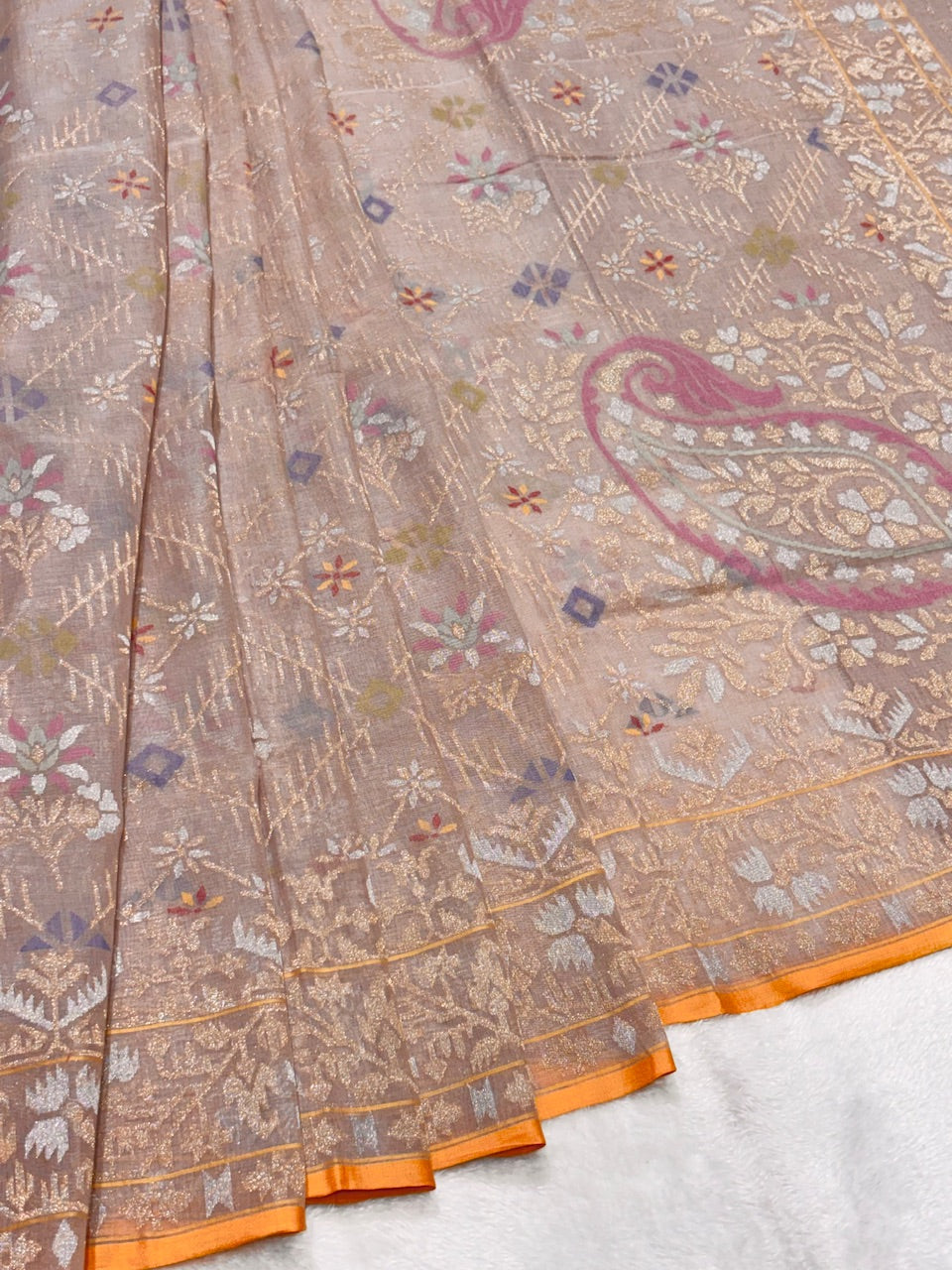 Natural Sandstone Grey Pure Cotton Jamdani Real Gold Silver Zari Handwoven Saree