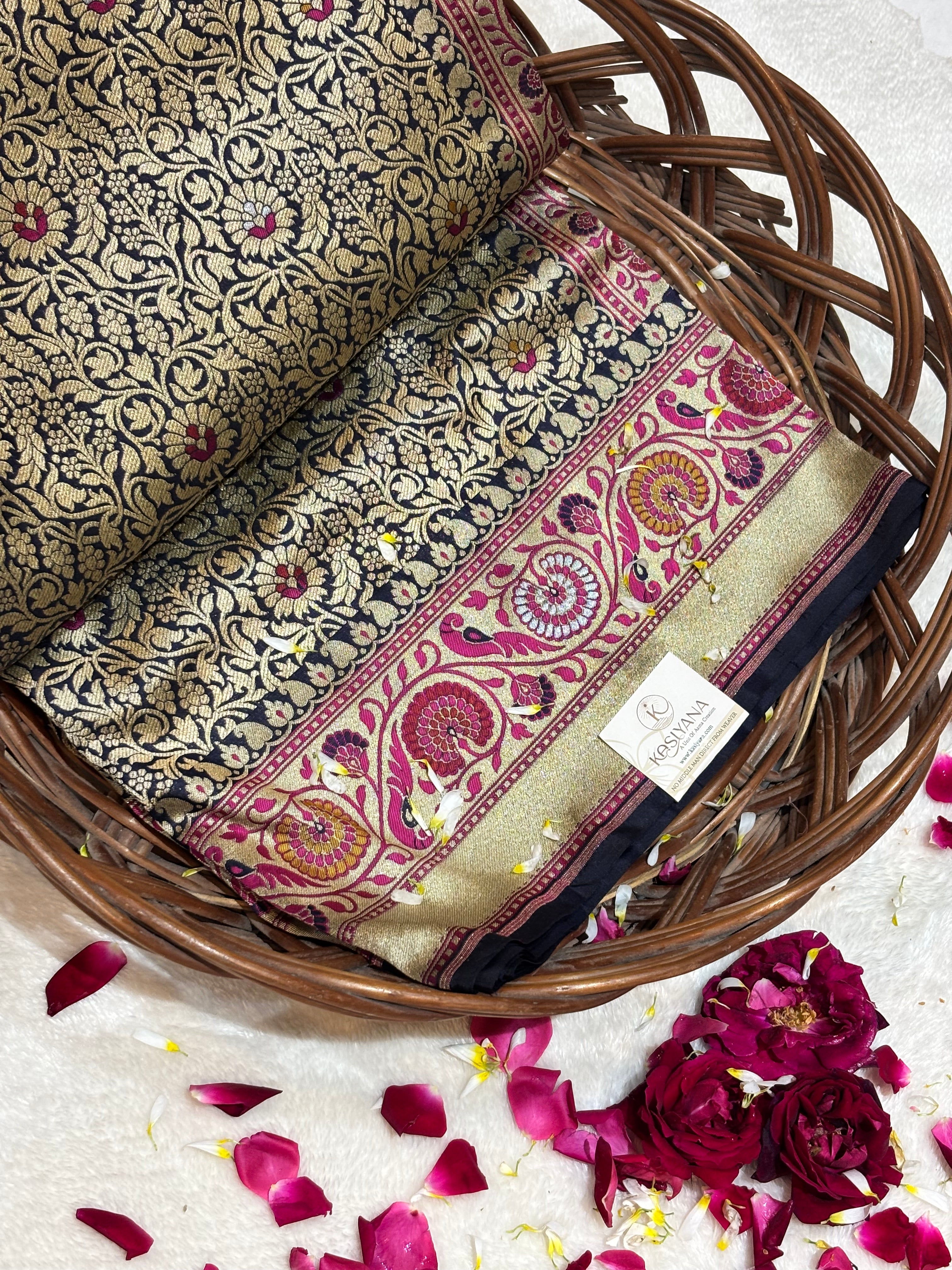 Neavy Blue Pure Banarasi Bridal Tanchoi Handloom Saree