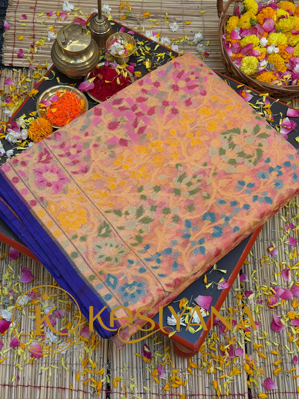 Handwoven Kora Jamdani Silk Saree – Blush Peach with Floral Zari Border
