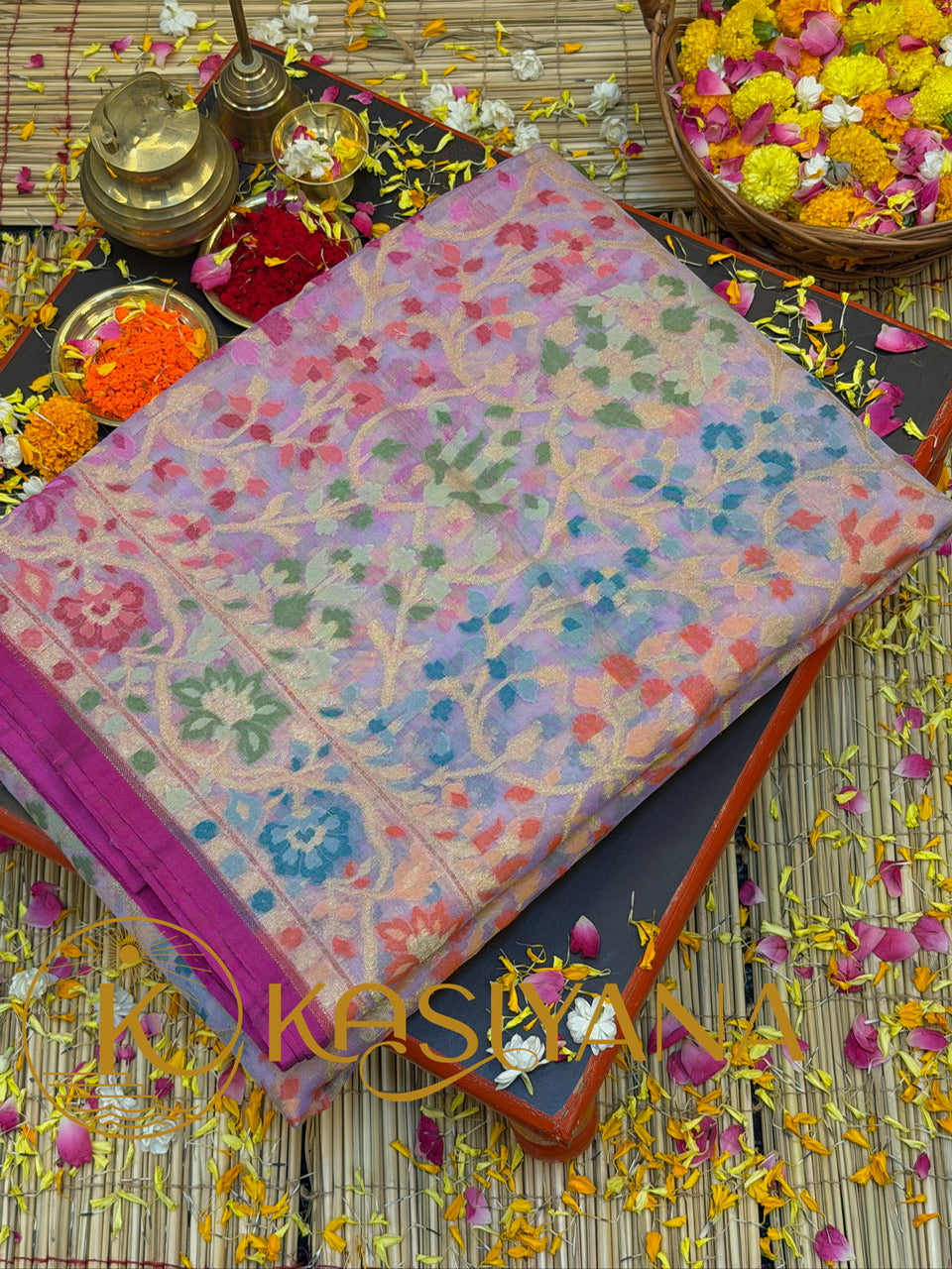 Handwoven Kora Jamdani Silk Saree – Lilac Lavender with Floral Zari Border