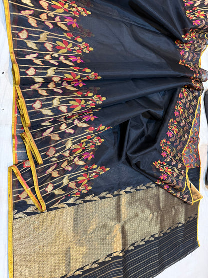 MASTERPIECE BANARASI KORA SILK ISKAT
