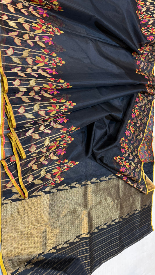 MASTERPIECE BANARASI KORA SILK ISKAT