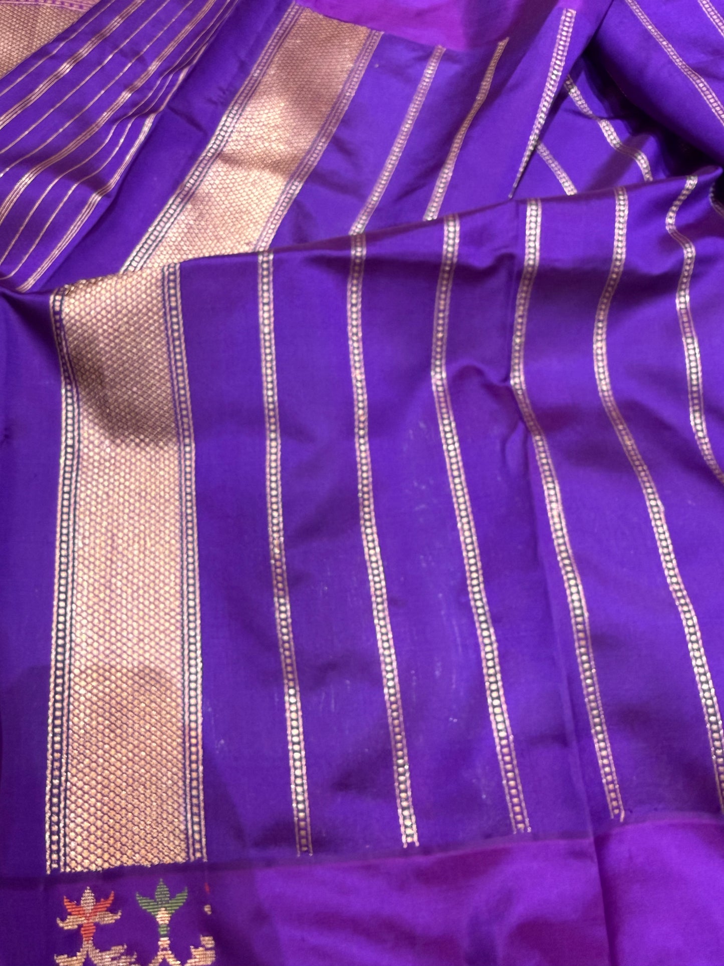 Ektra kora Silk Tissu kaduwa Iskat saree