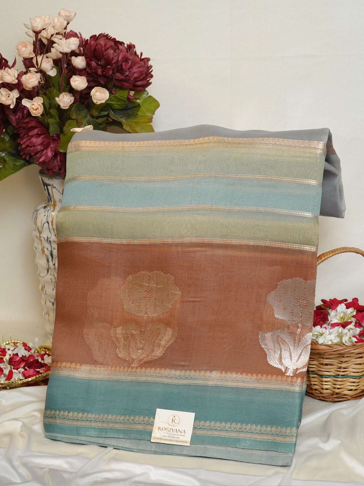 Grey Handwoven Rangkaat Kora Silk Saree