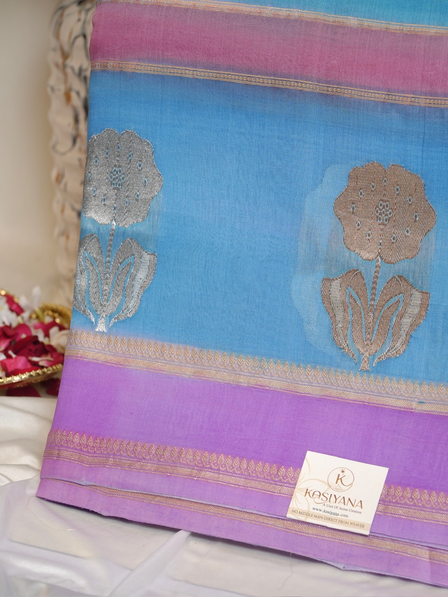 Lavender Handwoven Rangkaat Kora Silk Saree