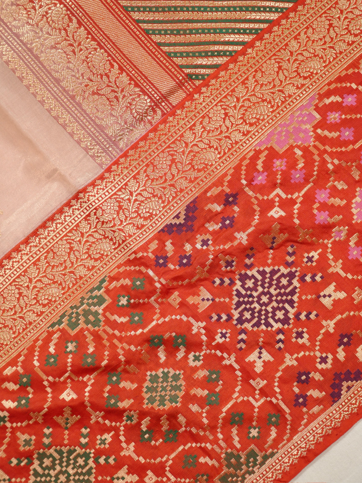 Rose Gold Pure Katan Tissue Silk Kadiyal Border Banarasi handwoven Saree