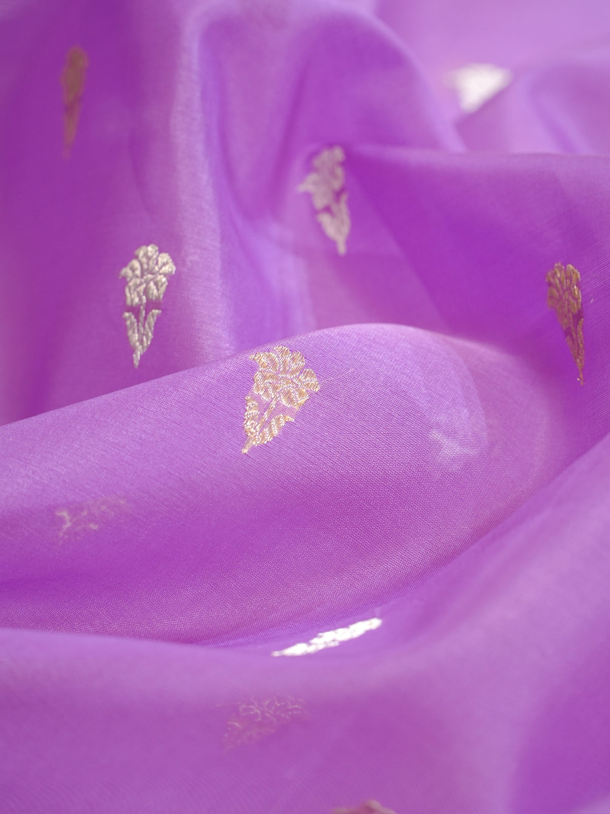 Lavender Pure kora Silk Kadiyal Border Banarasi handwoven Saree