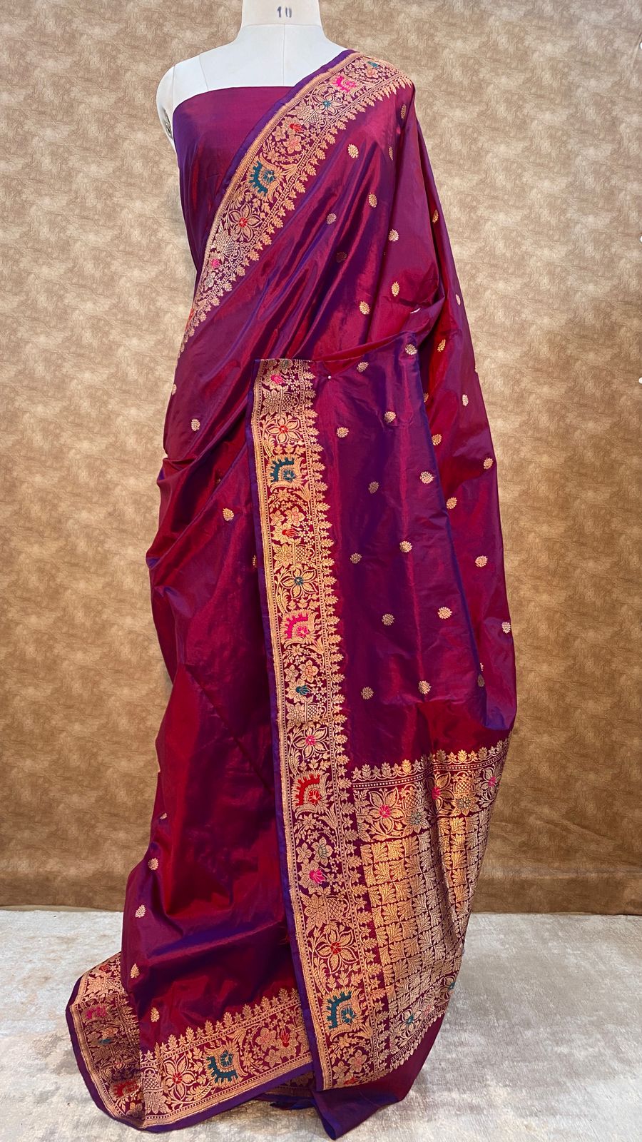 Pure Katan silk kaduwa Banarasi Open Border Zari Aanchal Booti Saree