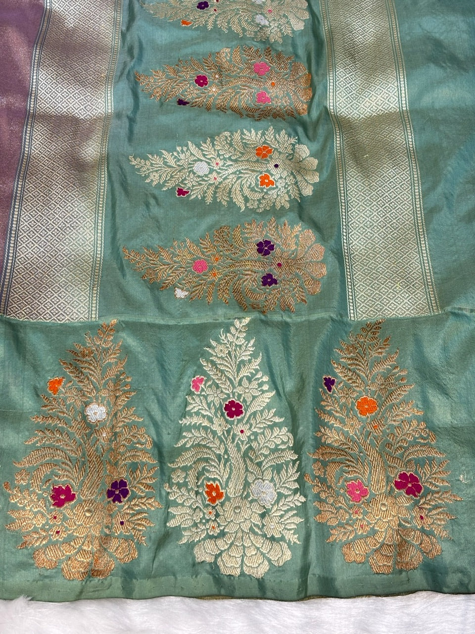 Mauve Gold Handwoven Pure Banarasi Tissue Silk Saree