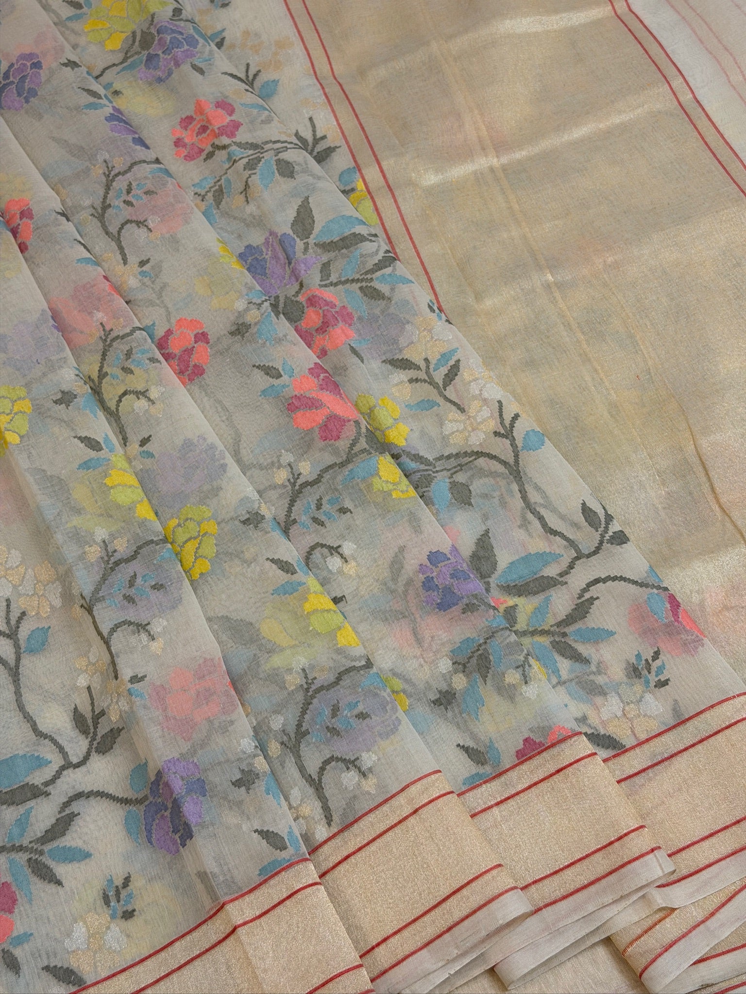 Ivory Pure Real Zari Jamdani Saree with Floral Weaving